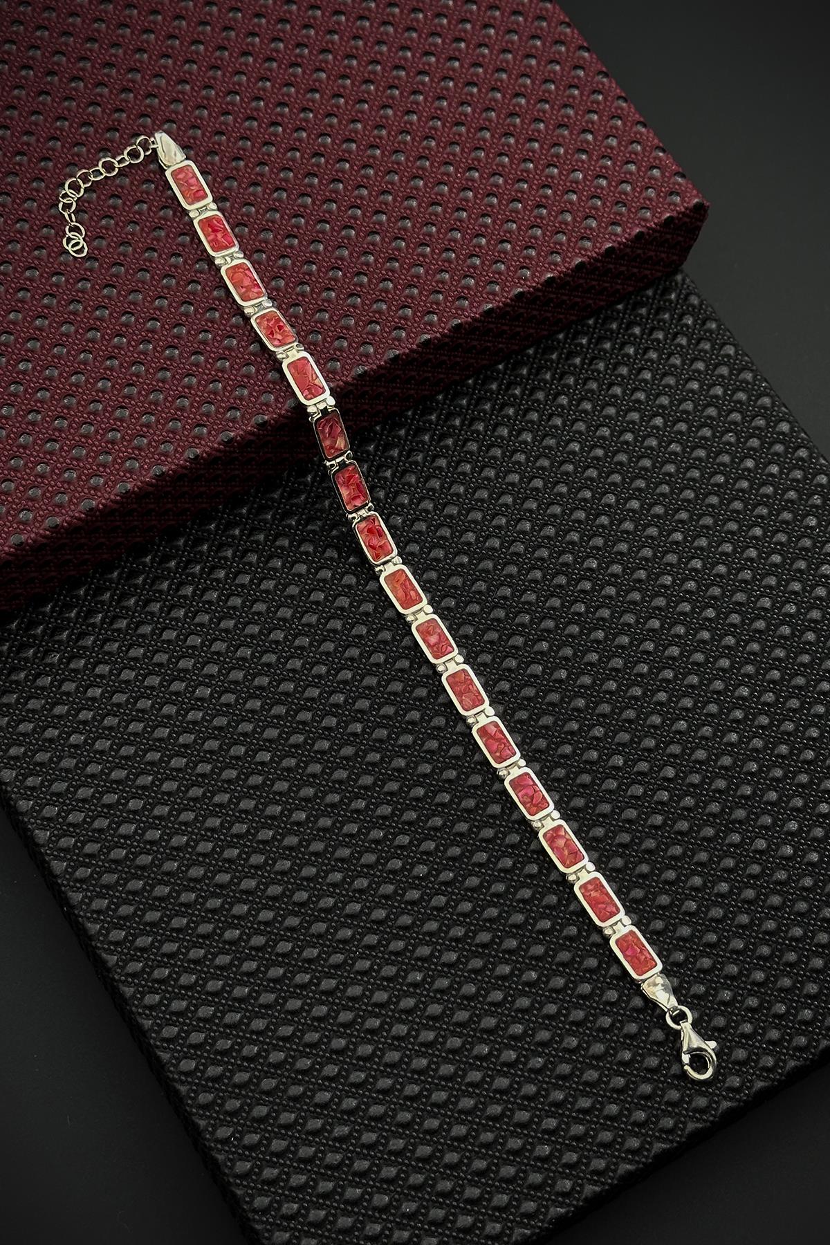 FRNCH 925 Ayar Gümüş ve Varisit Doğal Taşlı Kırmızı Renk Erkek Bileklik FRJ12461-3461-K