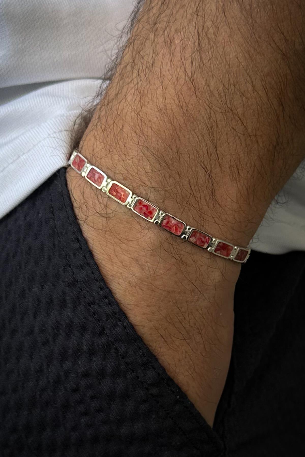 FRNCH 925 Ayar Gümüş ve Varisit Doğal Taşlı Kırmızı Renk Erkek Bileklik FRJ12461-3461-K
