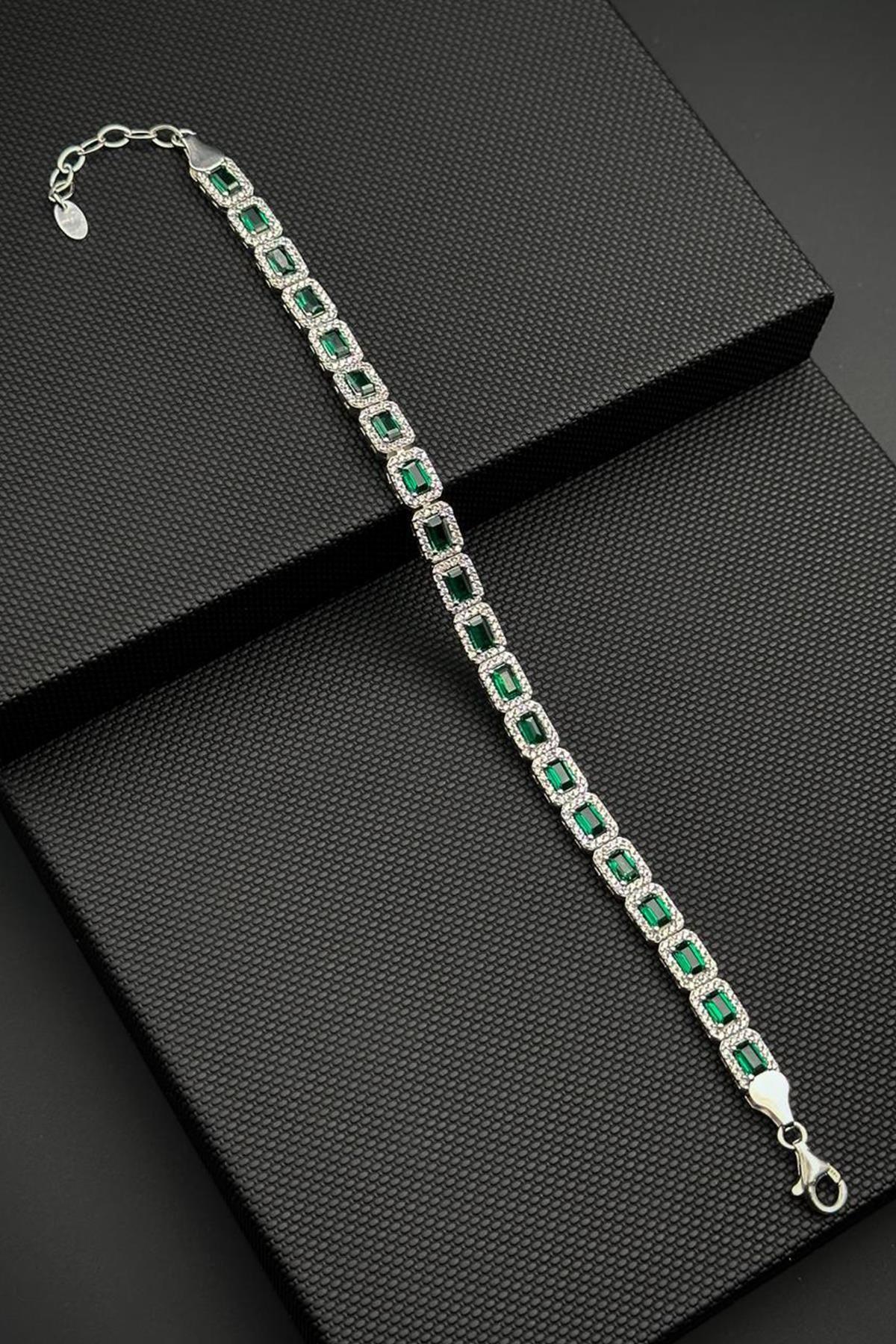 FRNCH 925 Ayar Gümüş Yeşil Zirkon Taşlı Gümüş Renk Erkek Bileklik FRJ12644-3644-YA2