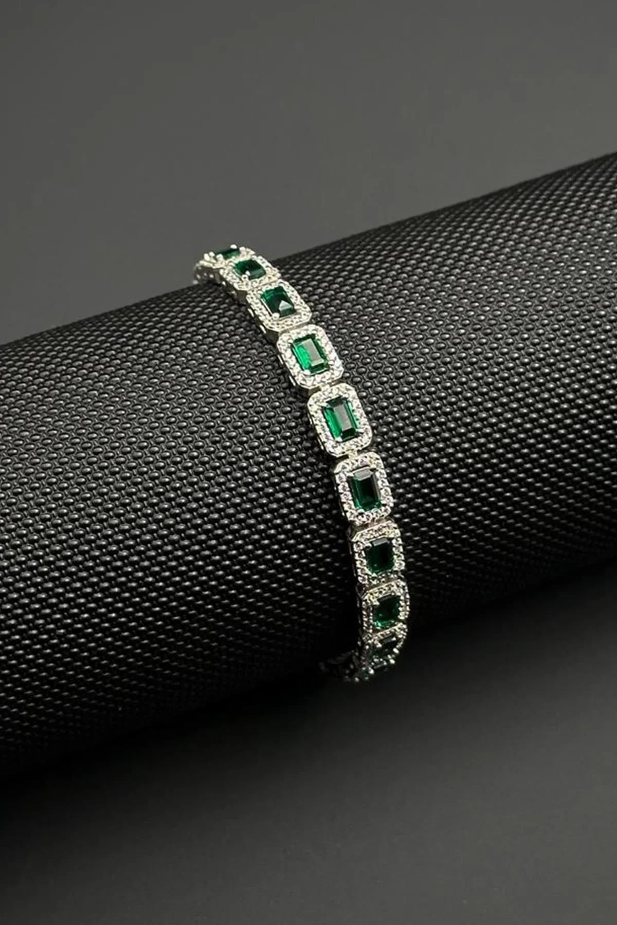 FRNCH 925 Ayar Gümüş Yeşil Zirkon Taşlı Gümüş Renk Erkek Bileklik FRJ12644-3644-YA2