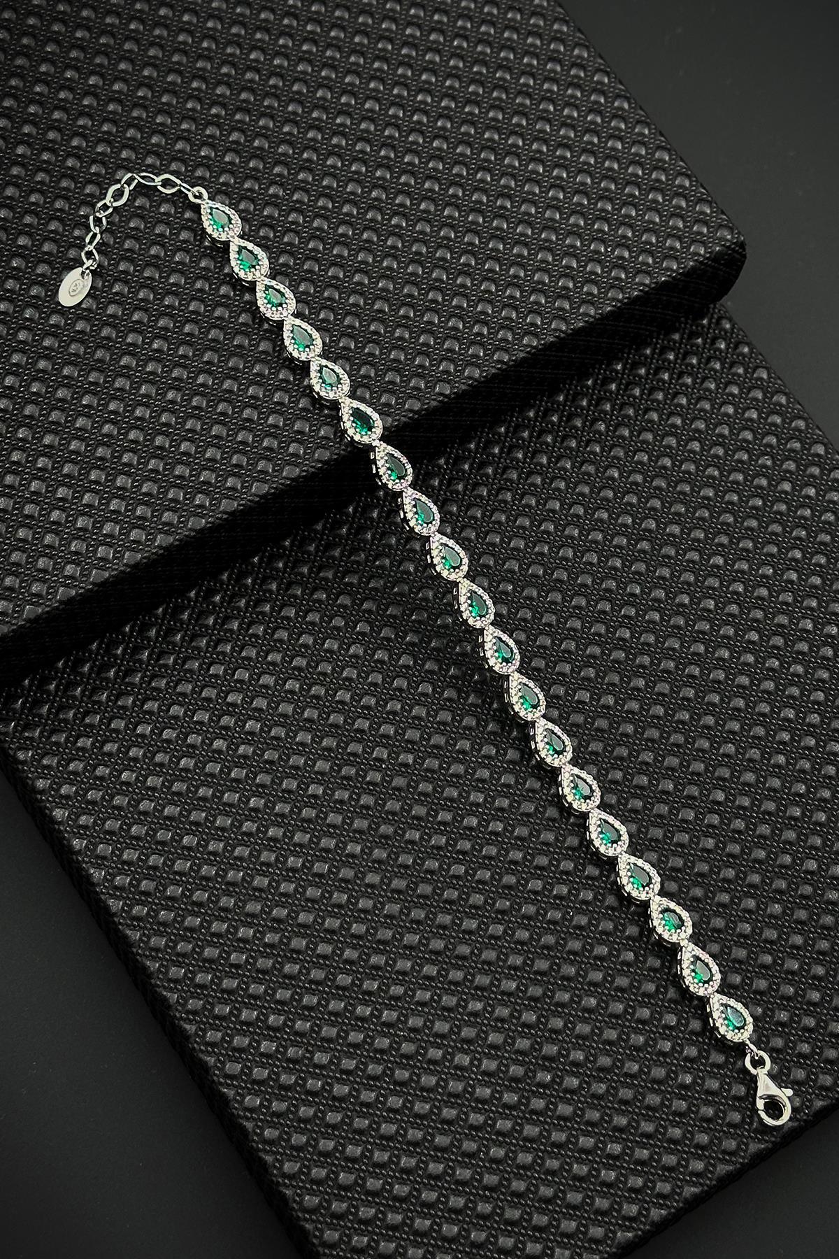 FRNCH 925 Ayar Gümüş Yeşil Zirkon Taşlı Gümüş Renkli Kadın Bileklik FRJ12627-3627-Y