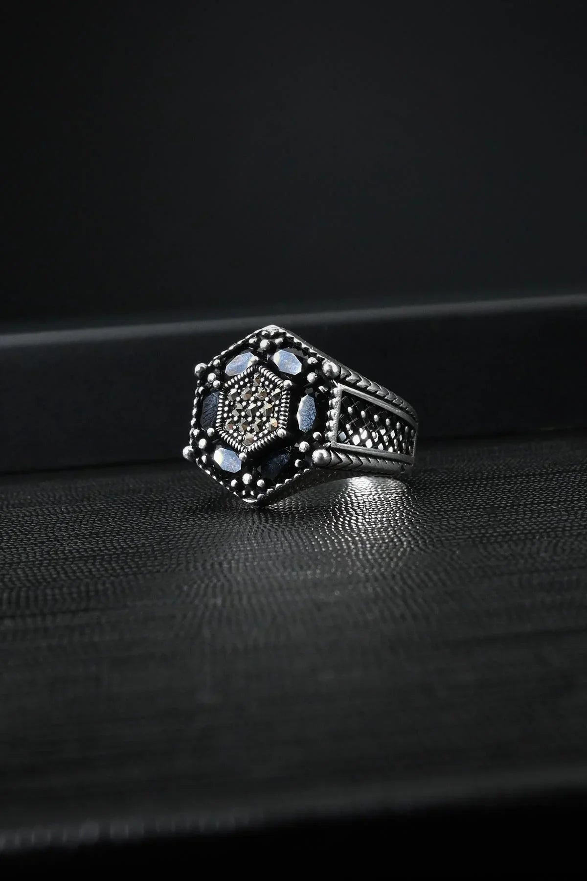 FRNCH 925 Ayar Gümüş Zirkon Taşlı Gümüş Renk Erkek Yüzük FRJ60047-147-A11