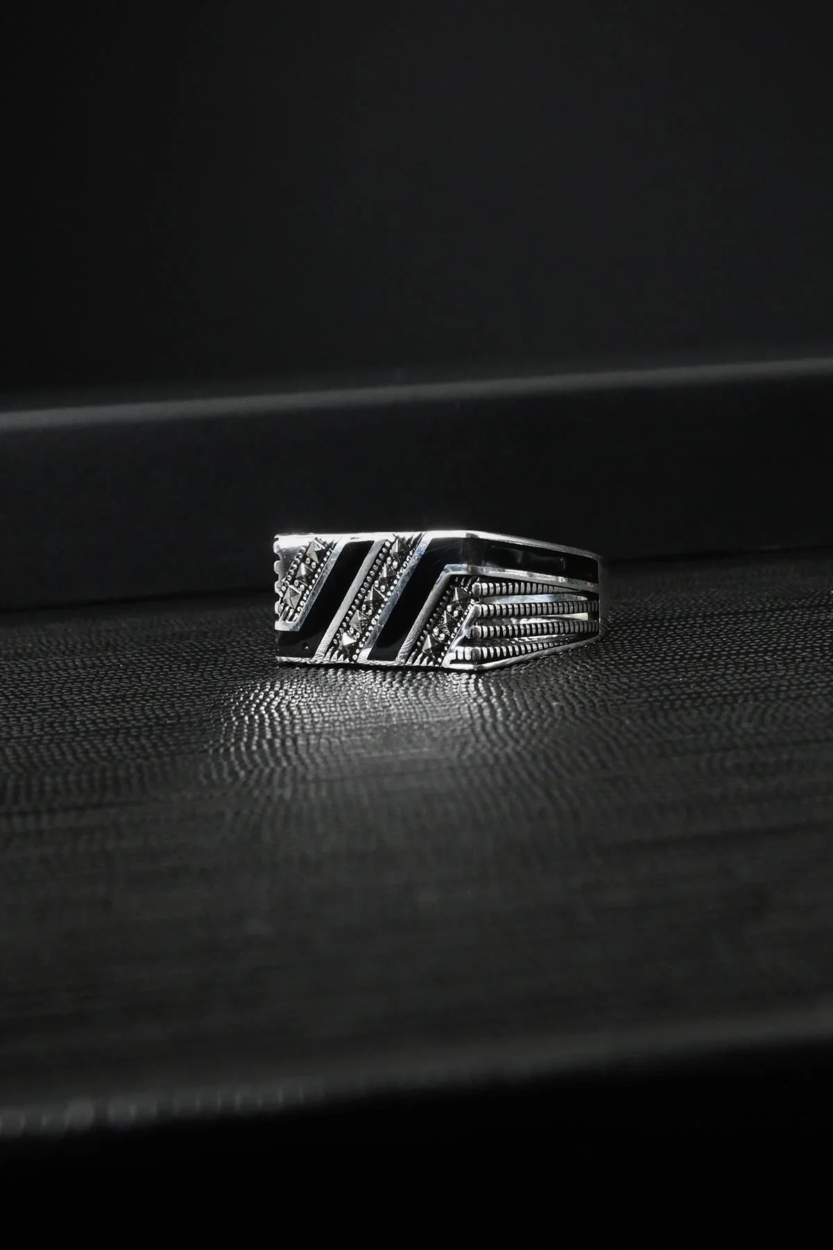 FRNCH 925 Ayar Gümüş Zirkon Taşlı Gümüş Renk Erkek Yüzük FRJ60047-147-A4