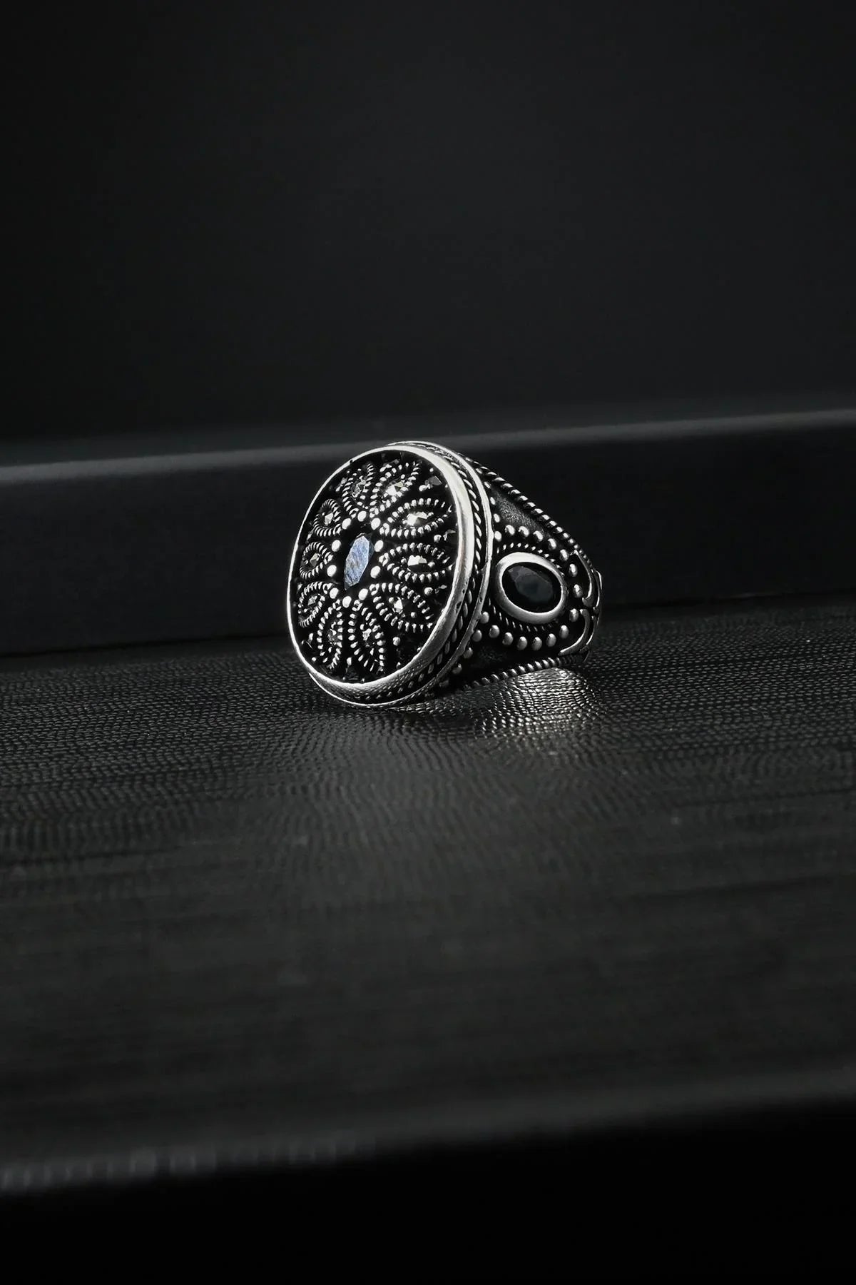 FRNCH 925 Ayar Gümüş Zirkon Taşlı Gümüş Renk Erkek Yüzük FRJ60047-147-A6