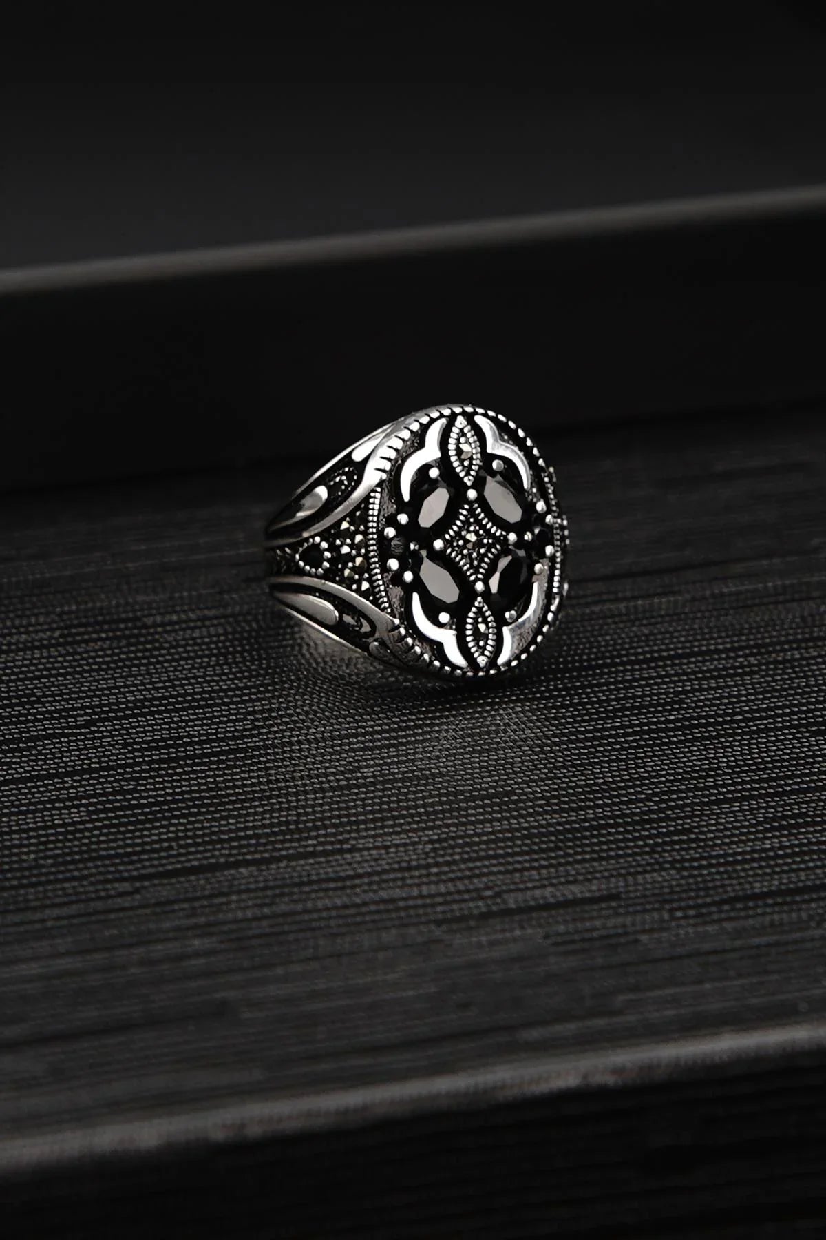 FRNCH 925 Ayar Gümüş Zirkon Taşlı Gümüş Renk Erkek Yüzük FRJ60075-175-S