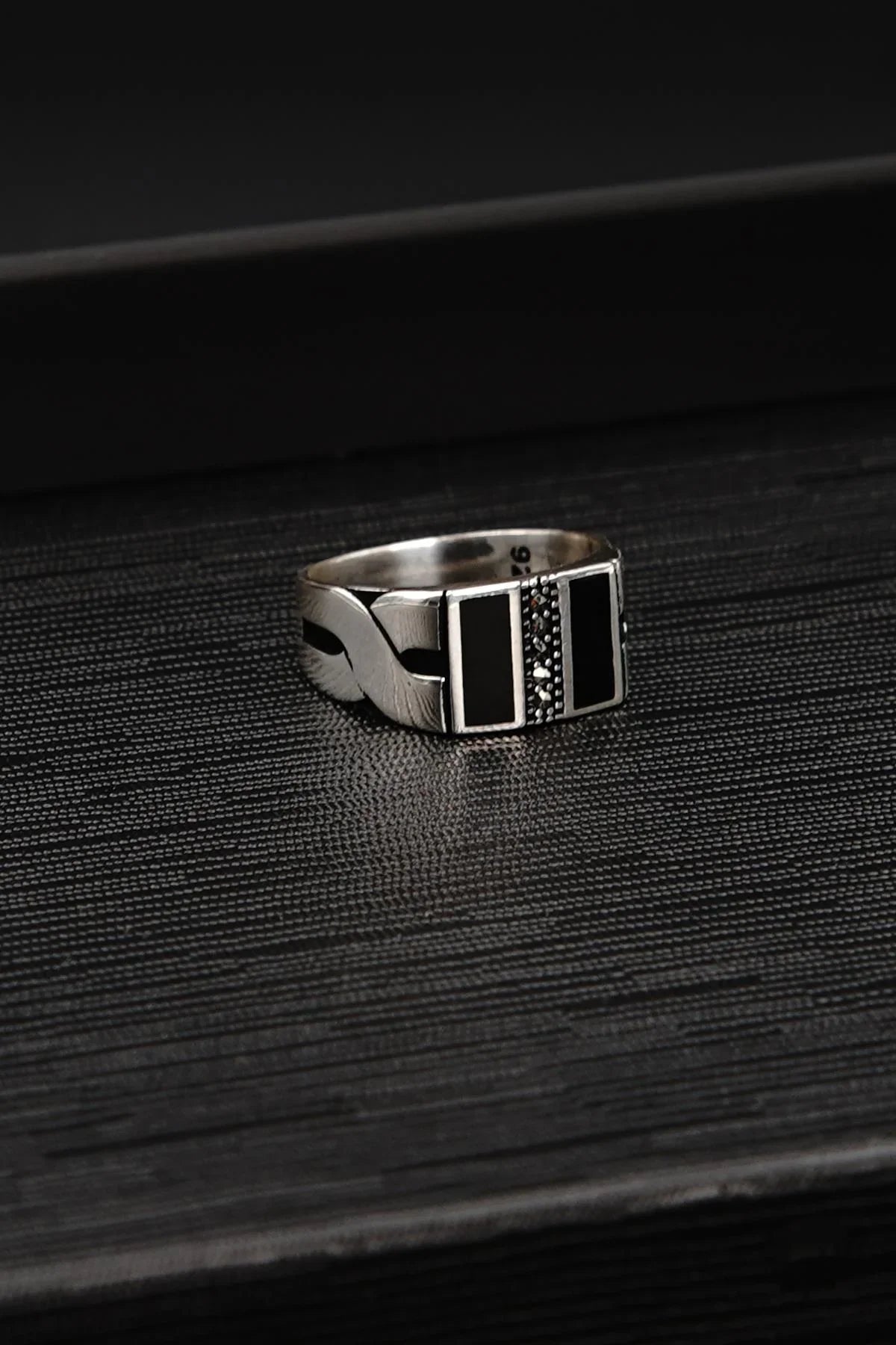 FRNCH 925 Ayar Gümüş Zirkon Taşlı Gümüş Renk Erkek Yüzük FRJ60076-176-A