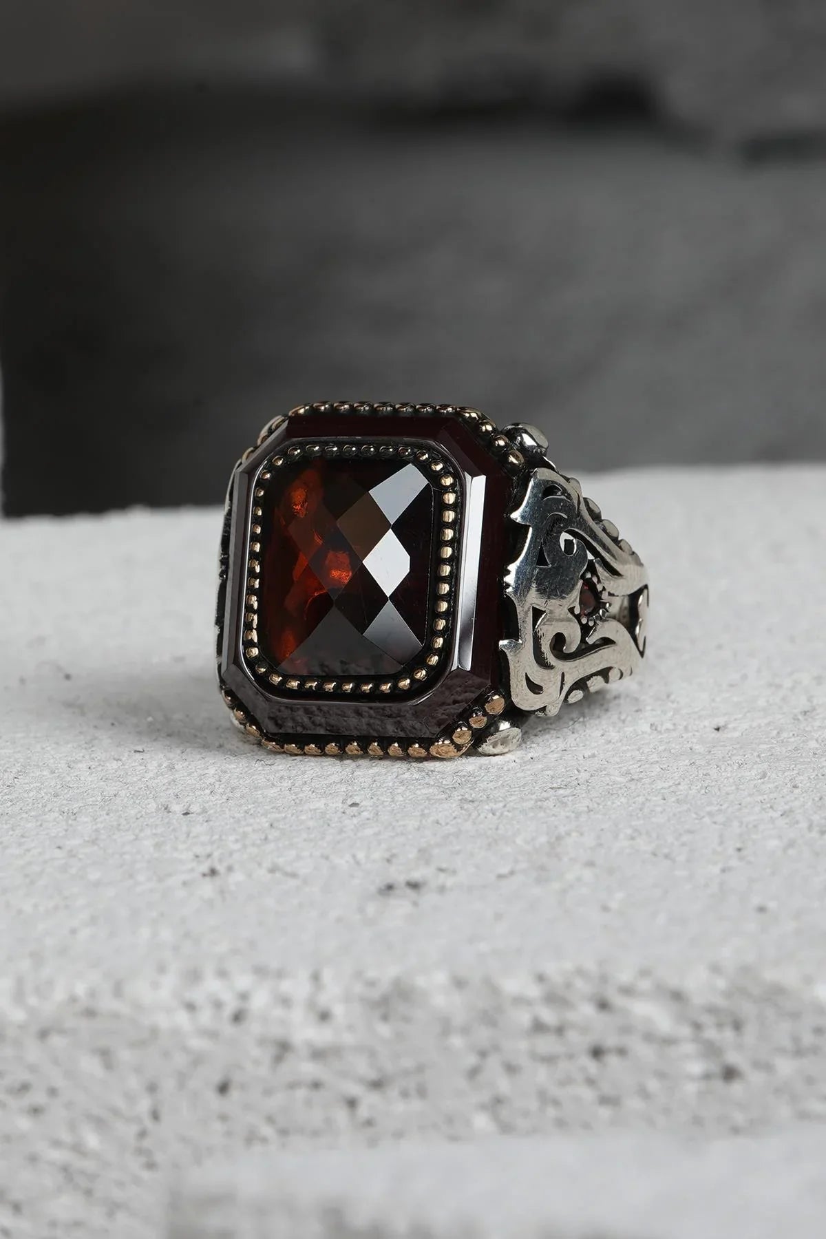 FRNCH 925 Ayar Gümüş Zirkon Taşlı Kahverengi Renkli Erkek Yüzük FRJ60093-193-K19