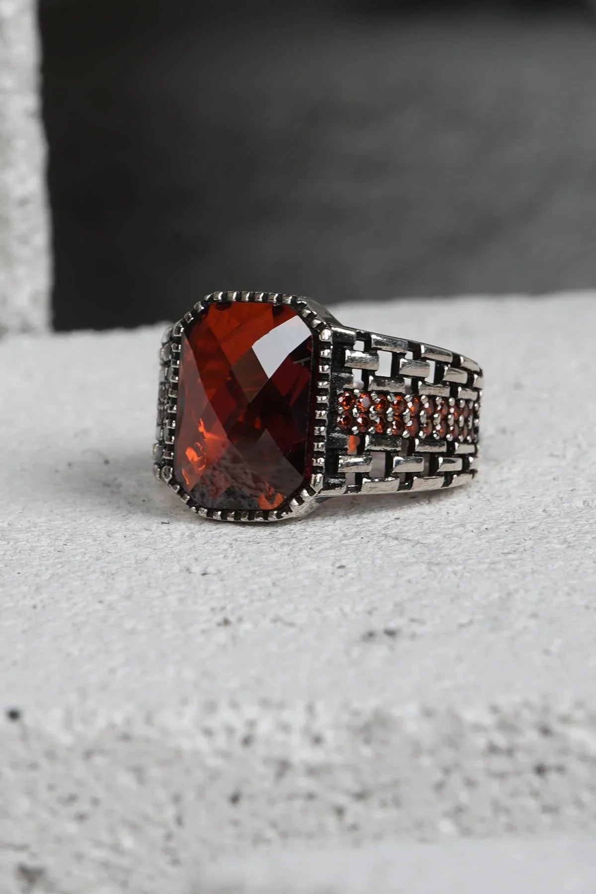 FRNCH 925 Ayar Gümüş Zirkon Taşlı Kahverengi Renkli Erkek Yüzük FRJ60093-193-K26