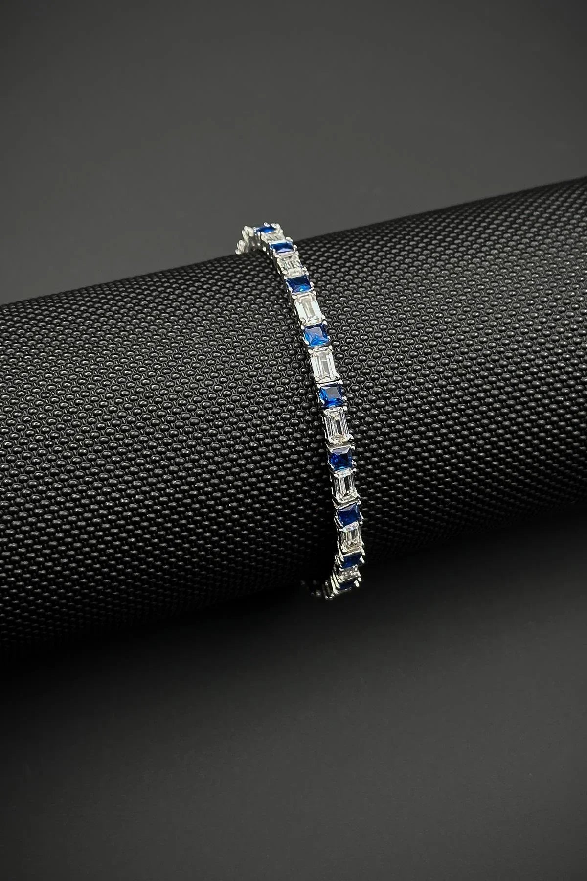 FRNCH 925 Ayar Gümüş Zirkon Taşlı Lacivert-Beyaz Renk Tennis Erkek Bileklik FRJ12157-3157-LA3