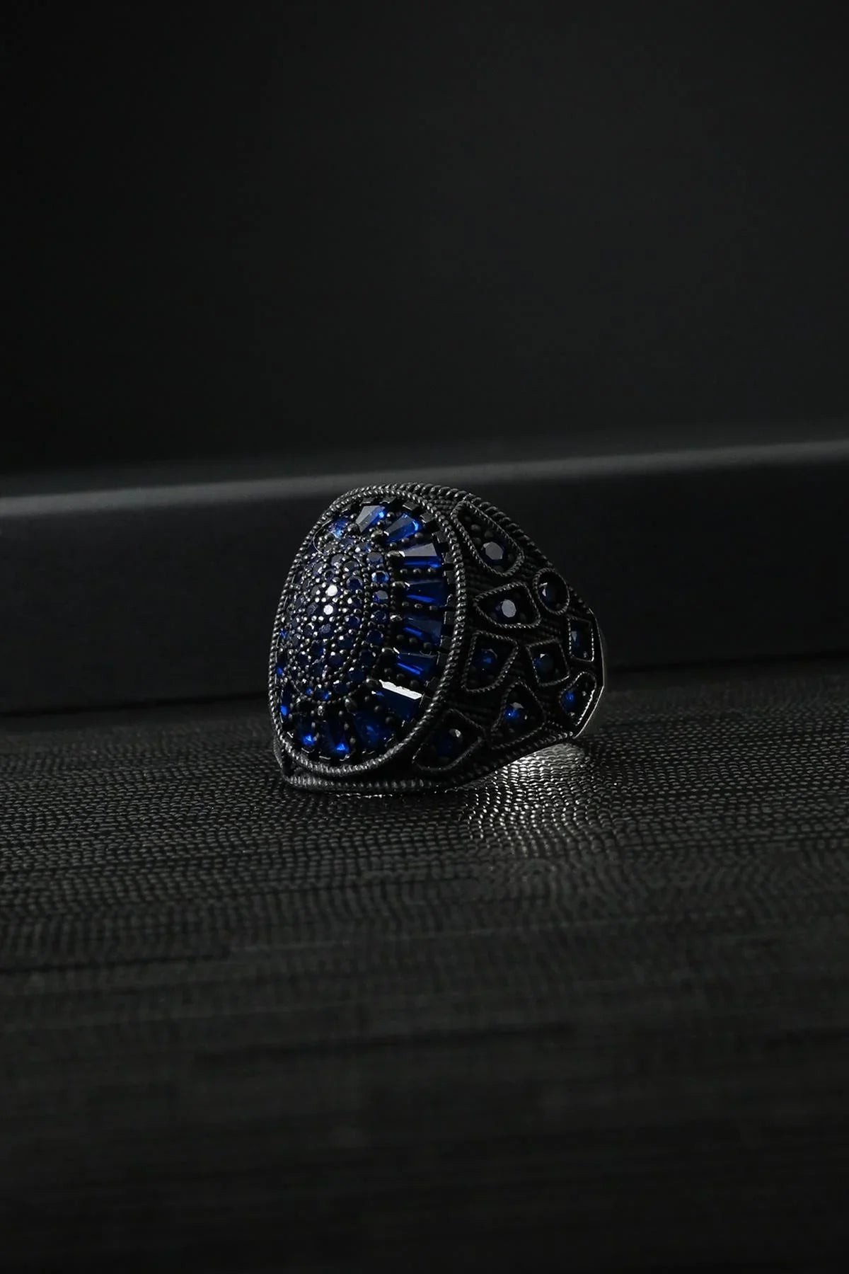 FRNCH 925 Ayar Gümüş Zirkon Taşlı Lacivert Renk Erkek Yüzük FRJ60047-147-L2