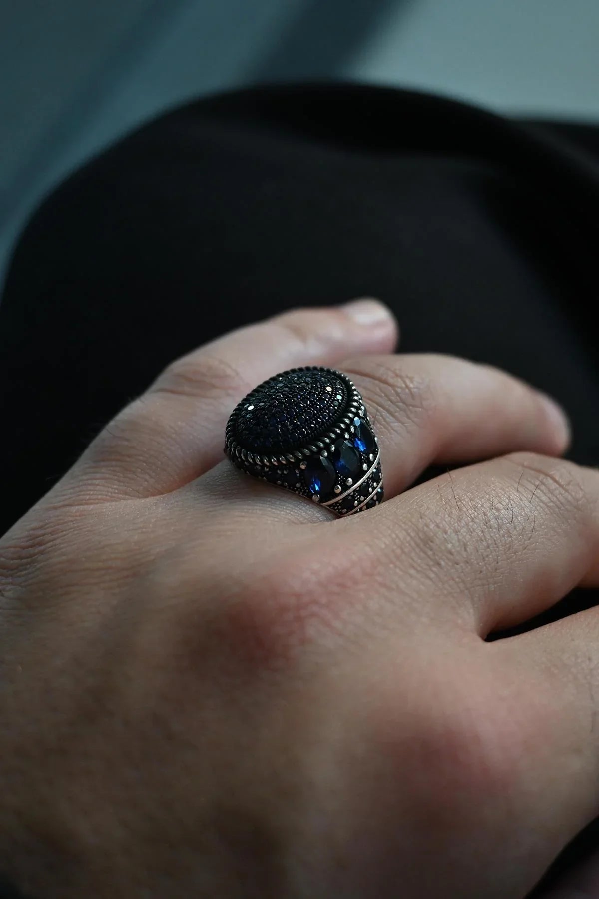 FRNCH 925 Ayar Gümüş Zirkon Taşlı Lacivert Renk Erkek Yüzük FRJ60052-152-L