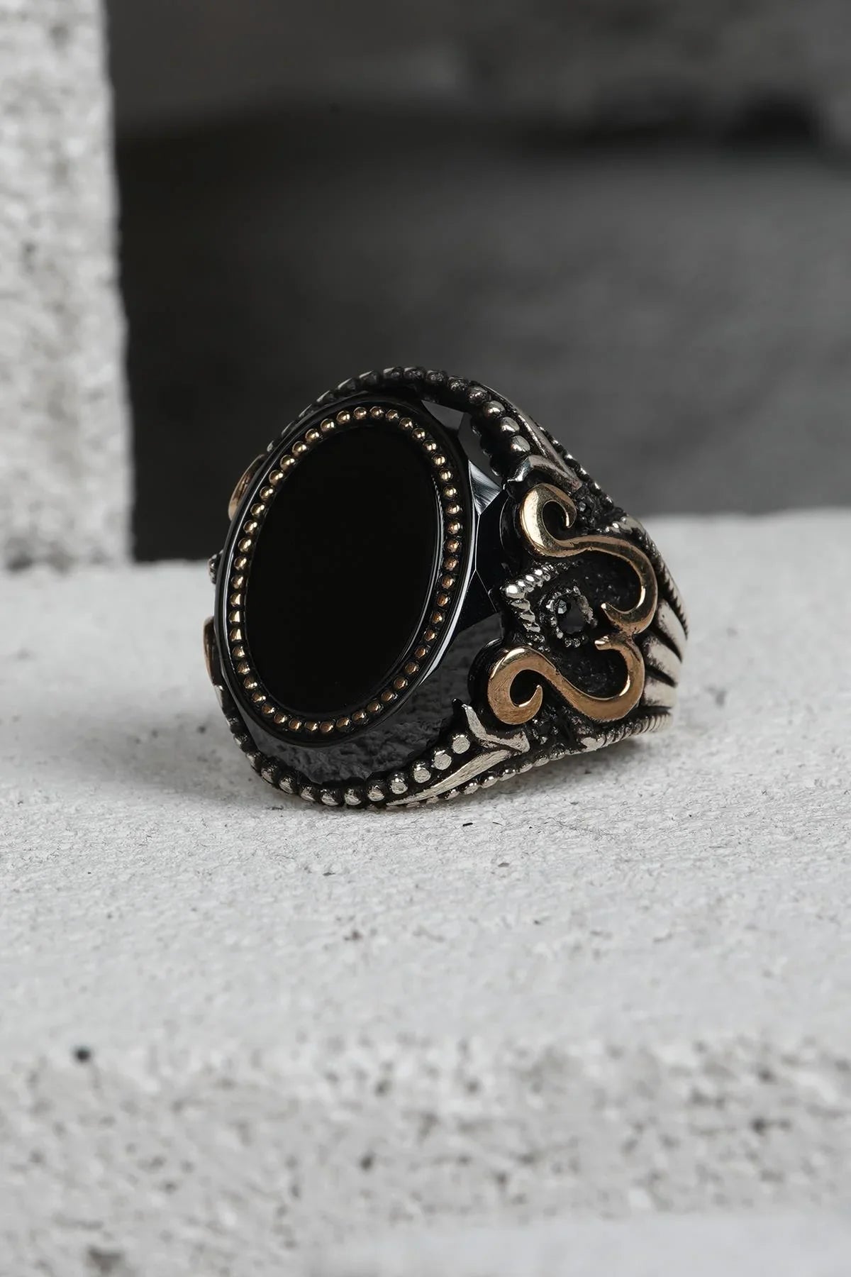 FRNCH 925 Ayar Gümüş Zirkon Taşlı Siyah-Altın Renkli Erkek Yüzük FRJ60093-193-AG39