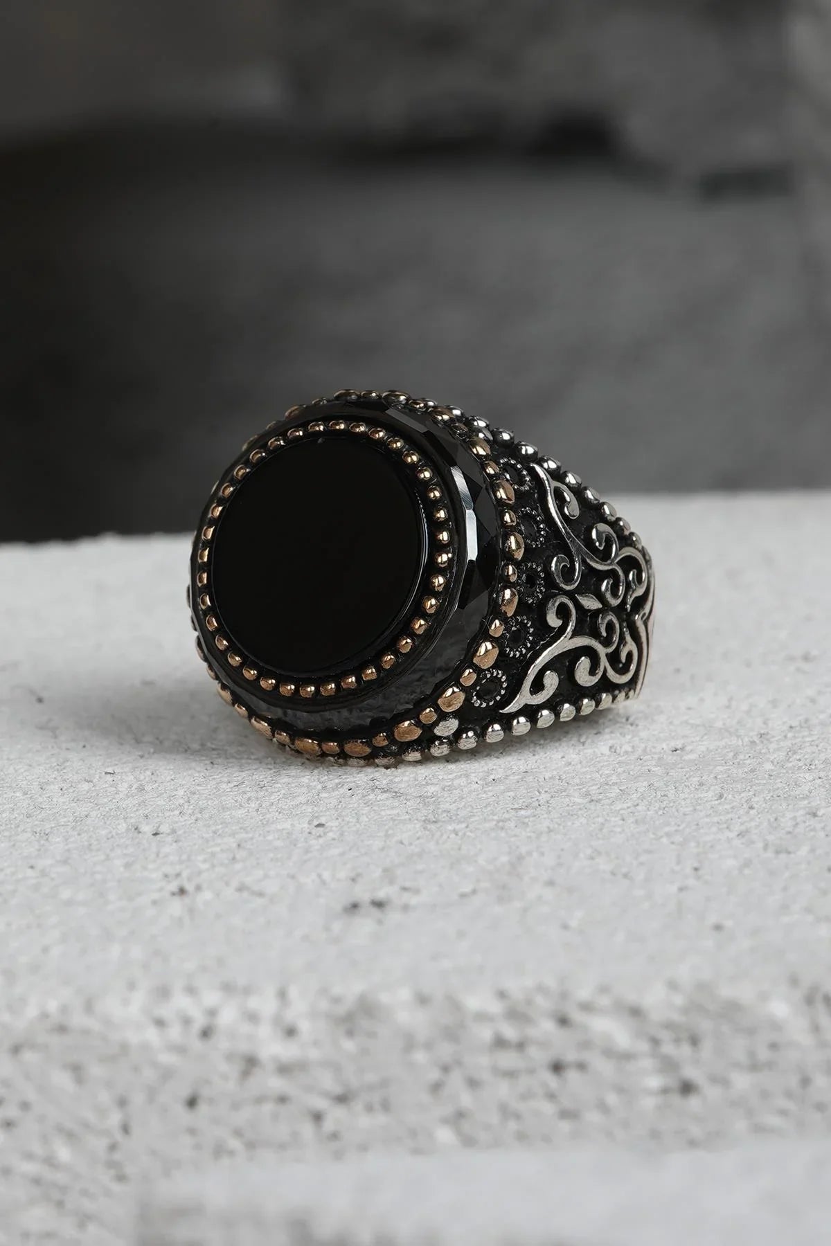 FRNCH 925 Ayar Gümüş Zirkon Taşlı Siyah-Altın Renkli Erkek Yüzük FRJ60093-193-AG42