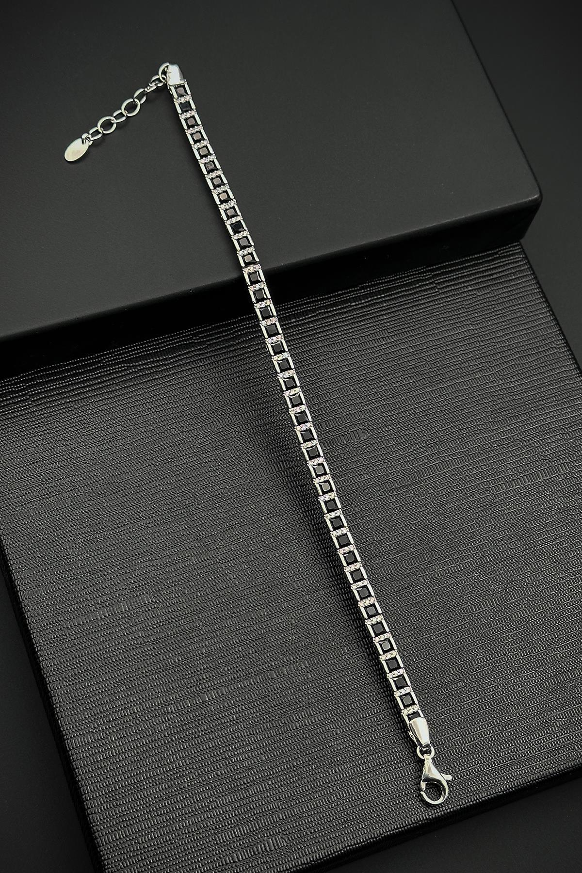 FRNCH 925 Ayar Gümüş Zirkon Taşlı Siyah Renk Erkek Bileklik FRJ12515-3515-S