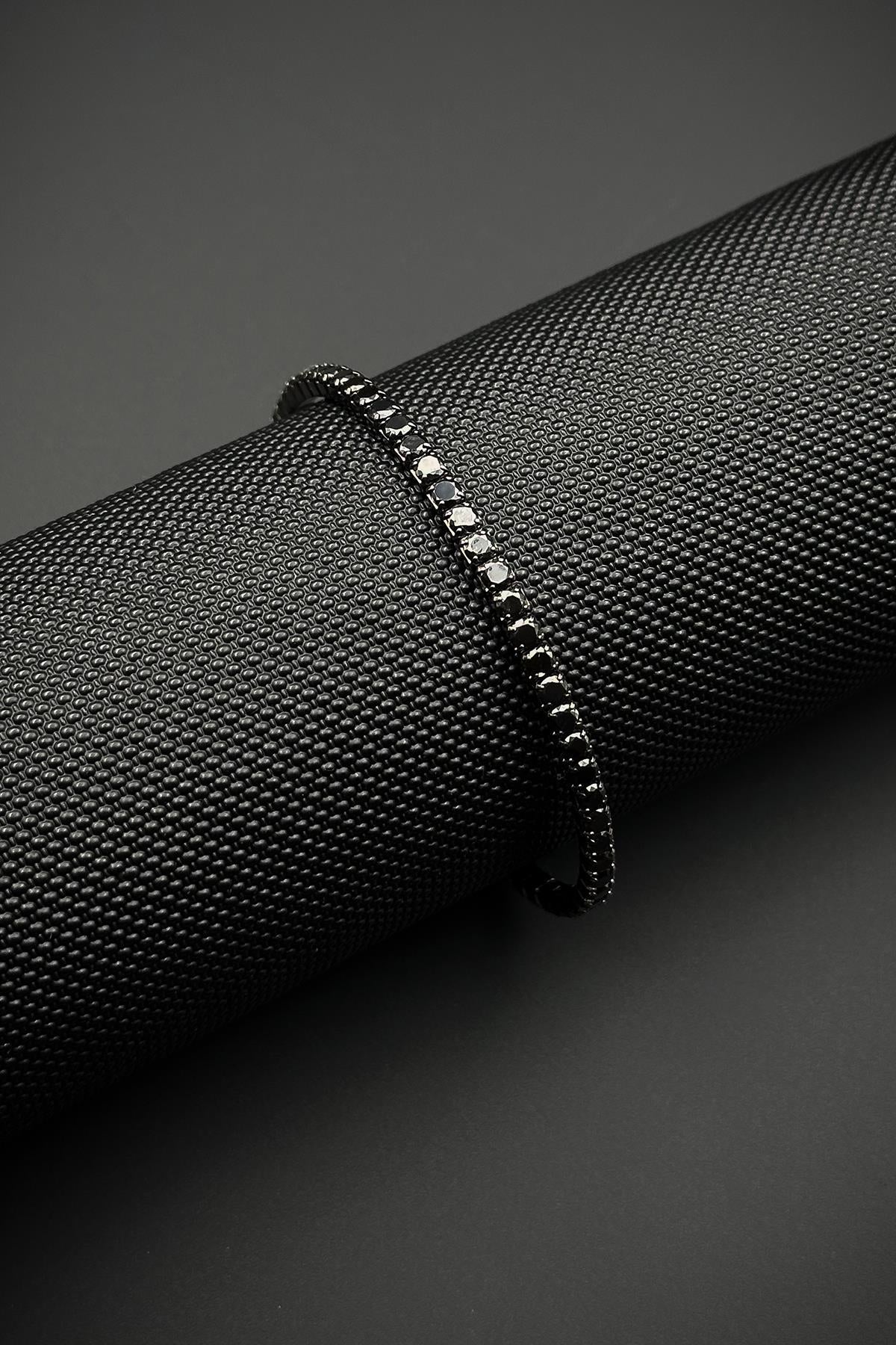 FRNCH 925 Ayar Gümüş Zirkon Taşlı Siyah Renk Erkek Bileklik FRJ12520-3520-S