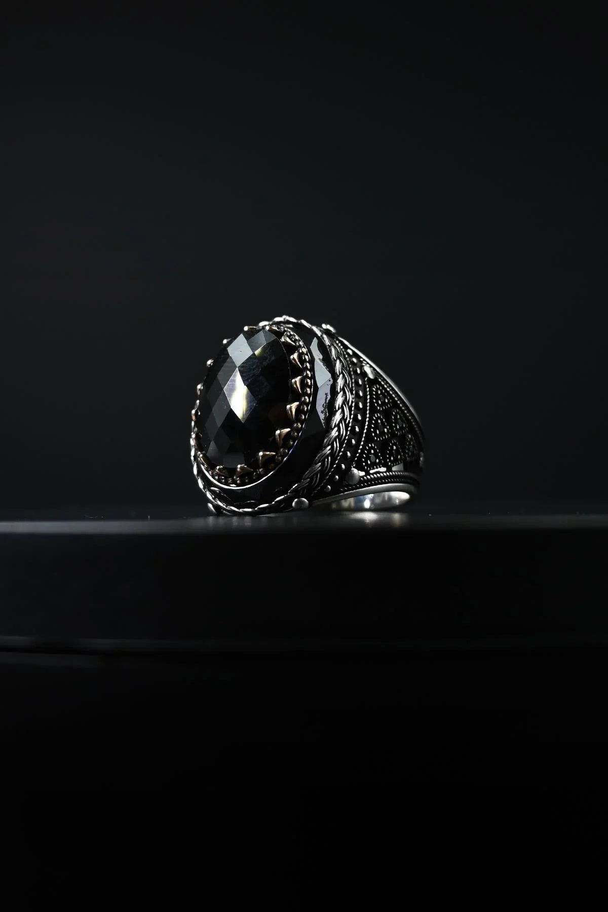 FRNCH 925 Ayar Gümüş Zirkon Taşlı Siyah Renk Erkek Yüzük FRJ60052-152-S2