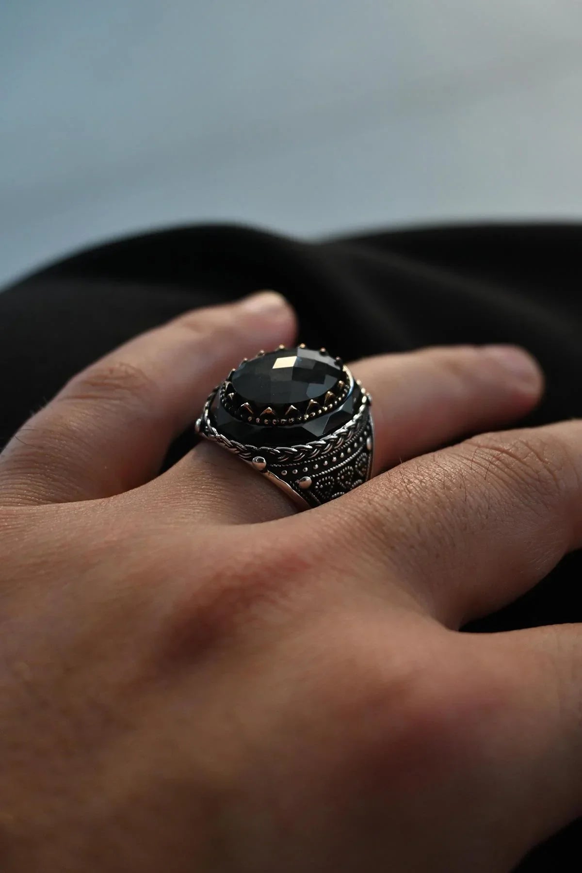 FRNCH 925 Ayar Gümüş Zirkon Taşlı Siyah Renk Erkek Yüzük FRJ60052-152-S2