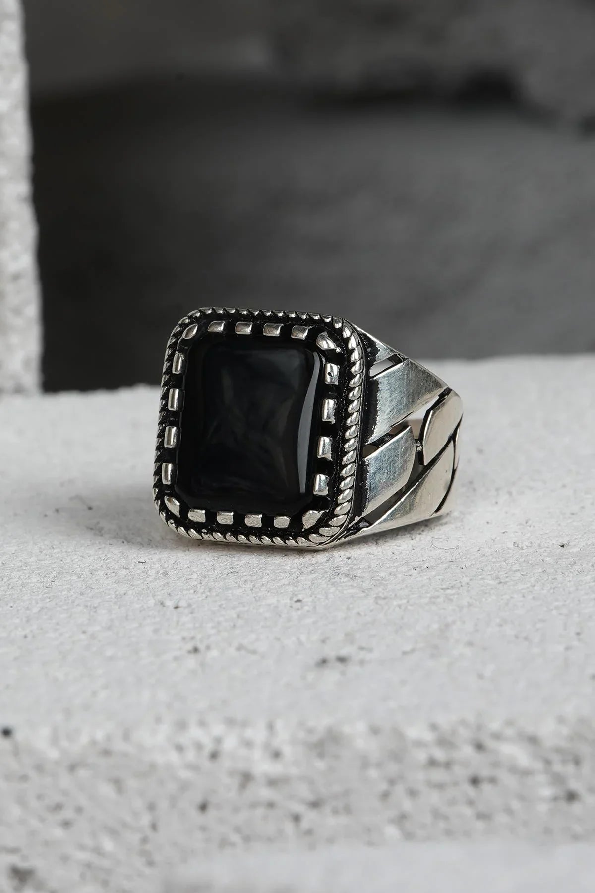 FRNCH 925 Ayar Gümüş Zirkon Taşlı Siyah Renkli Erkek Yüzük FRJ60093-193-S34