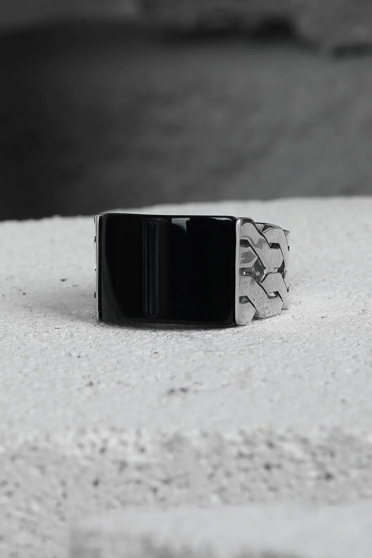 FRNCH 925 Ayar Gümüş Zirkon Taşlı Siyah Renkli Erkek Yüzük FRJ60093-193-S42