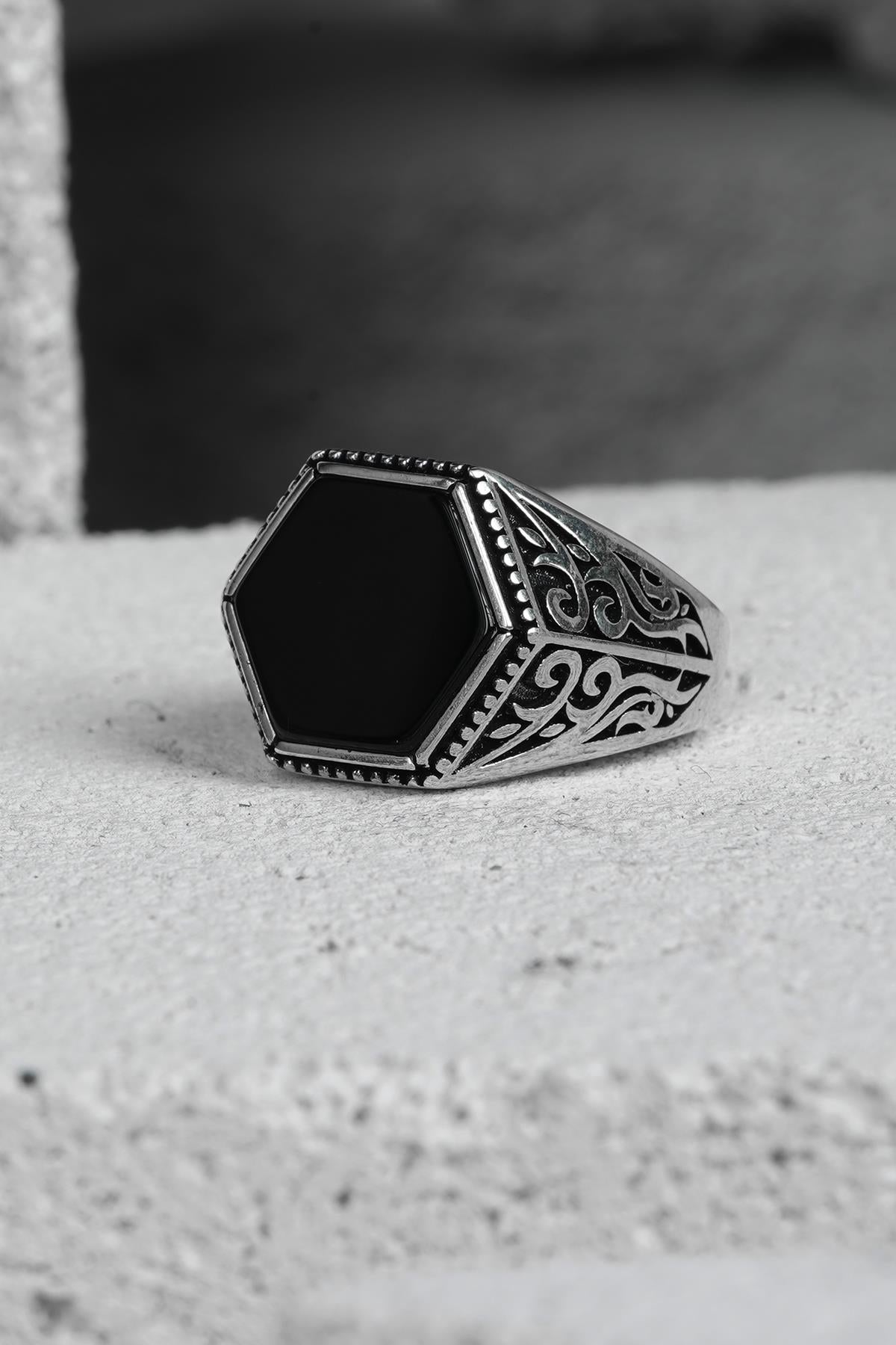 FRNCH 925 Ayar Gümüş Zirkon Taşlı Siyah Renkli Erkek Yüzük FRJ60093-193-S49