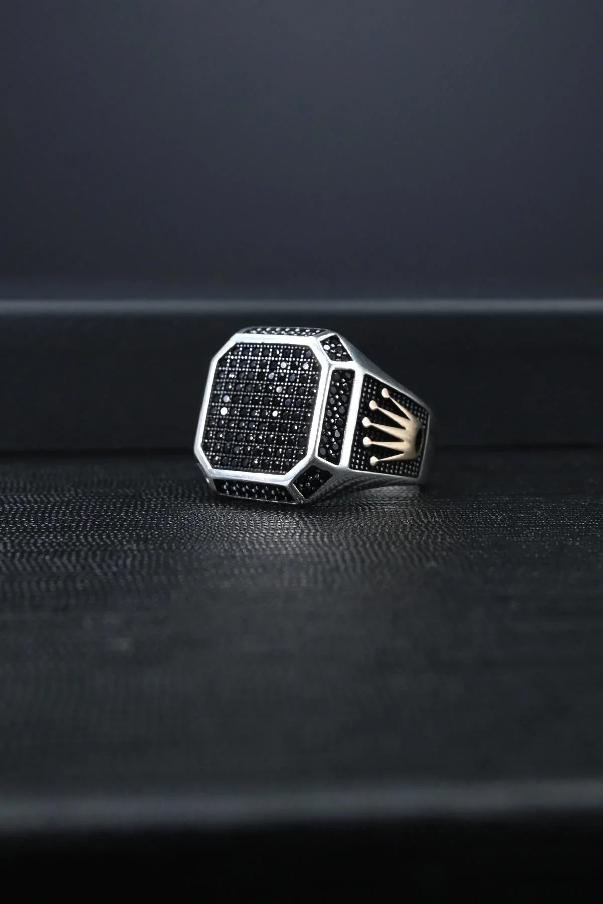 FRNCH 925 Ayar Gümüş Zirkon Taşlı Siyah Taşlı Erkek Yüzük FRJ60048-148-S
