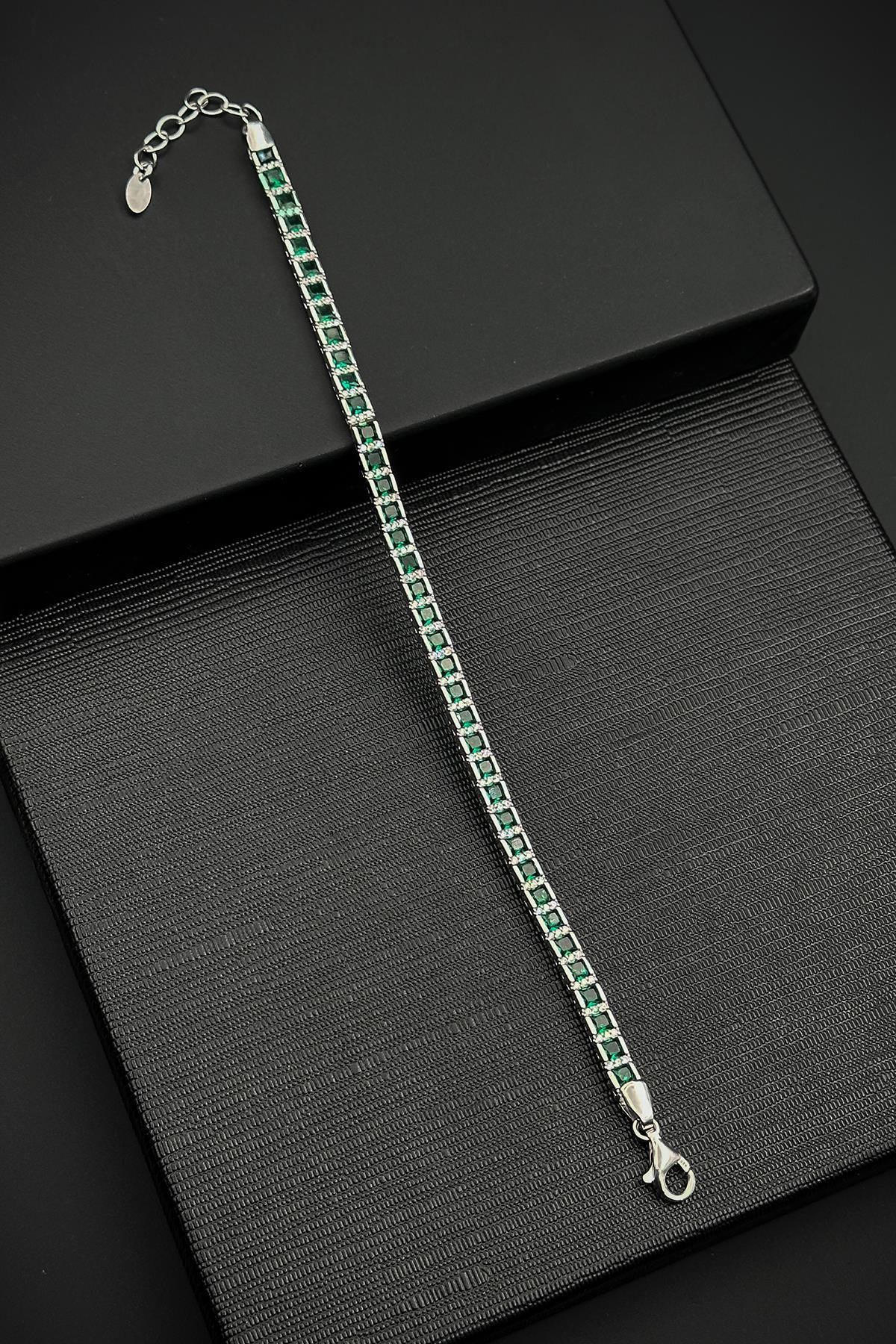 FRNCH 925 Ayar Gümüş Zirkon Taşlı Yeşil Renk Erkek Bileklik FRJ12515-3515-Y