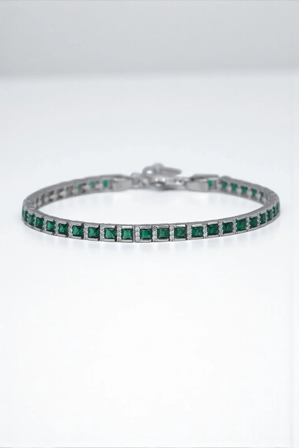 FRNCH 925 Ayar Gümüş Zirkon Taşlı Yeşil Renk Erkek Bileklik FRJ12515-3515-Y