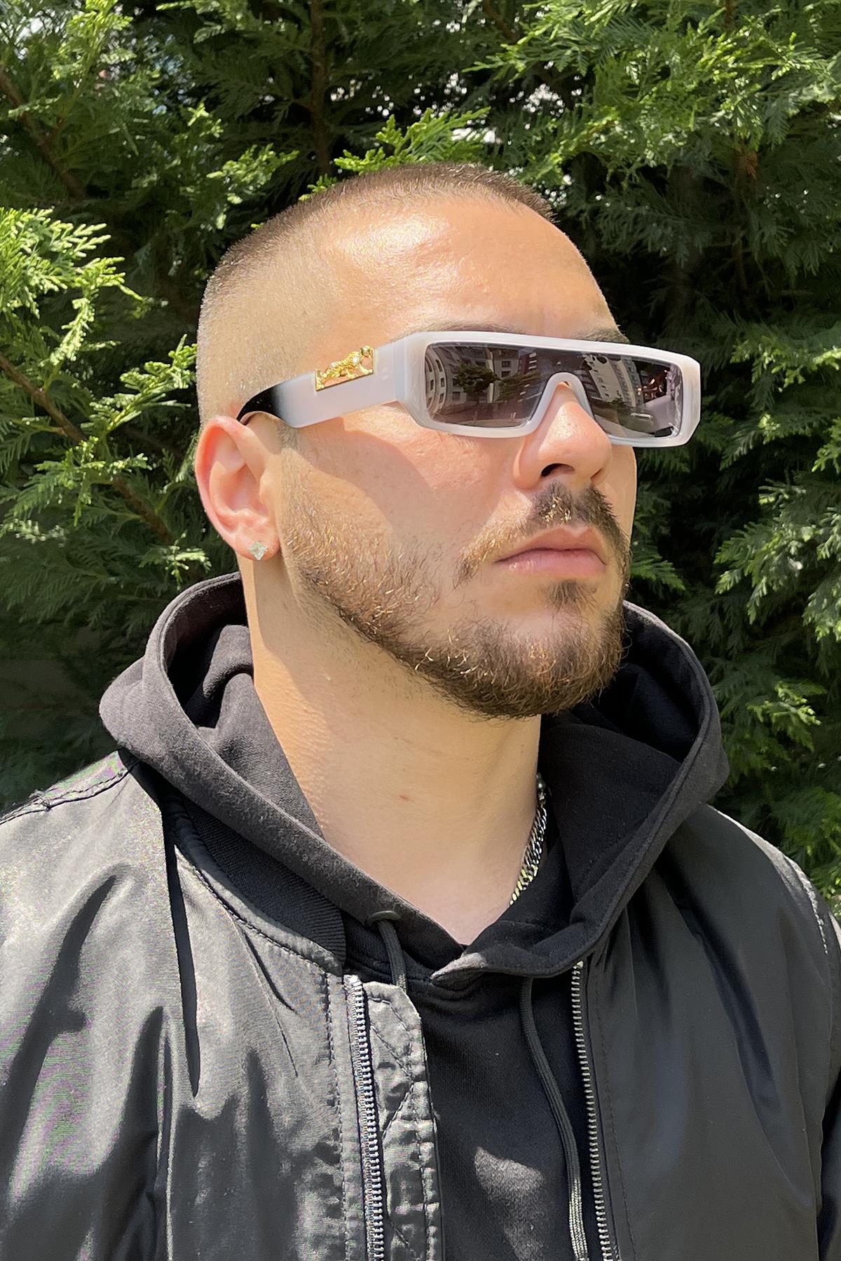 FRNCH Aslan Figürlü Gri Çerçeve Gri Cam Dikdörtgen Erkek Güneş Gözlüğü FRG1005-105-G