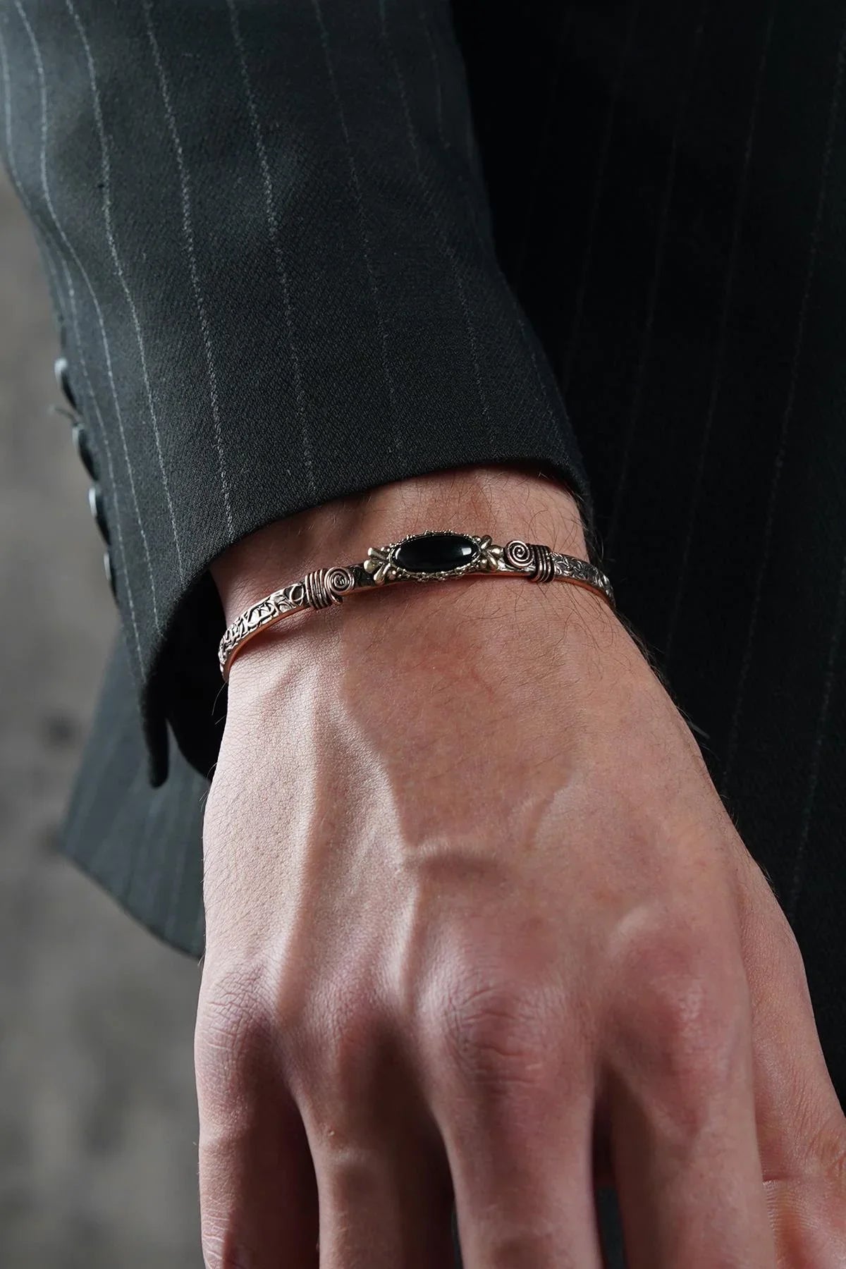 FRNCH Bakır Madenli Onyx Doğal Taşlı Siyah Erkek Kelepçe Bileklik FRJ12579-3579-S