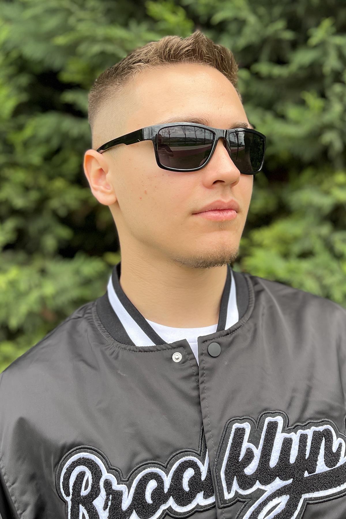 FRNCH Siyah Çerçeve Siyah Cam Polarize Erkek Güneş Gözlüğü FRG1013-113-S