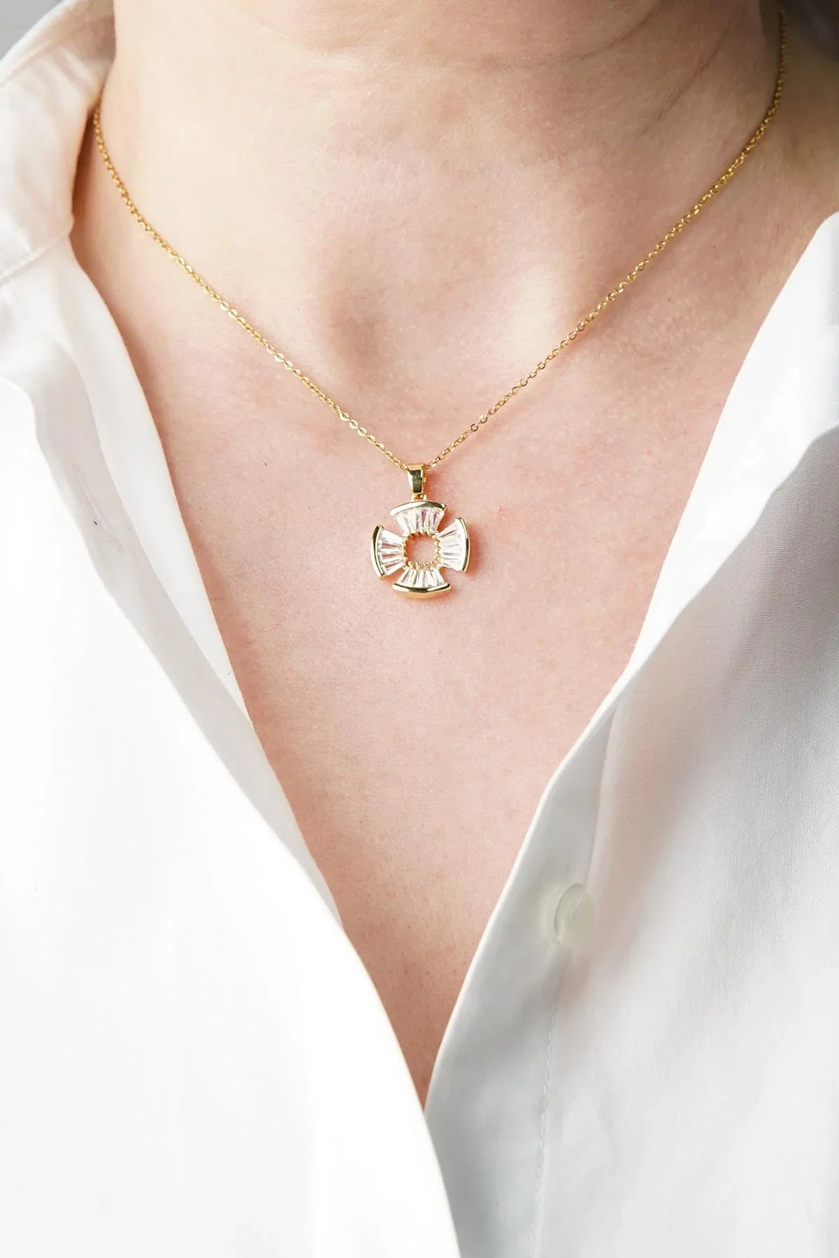 FRNCH Zirkon Taşlı Altın Renk Kadın Kolye FRJ30820-920-G