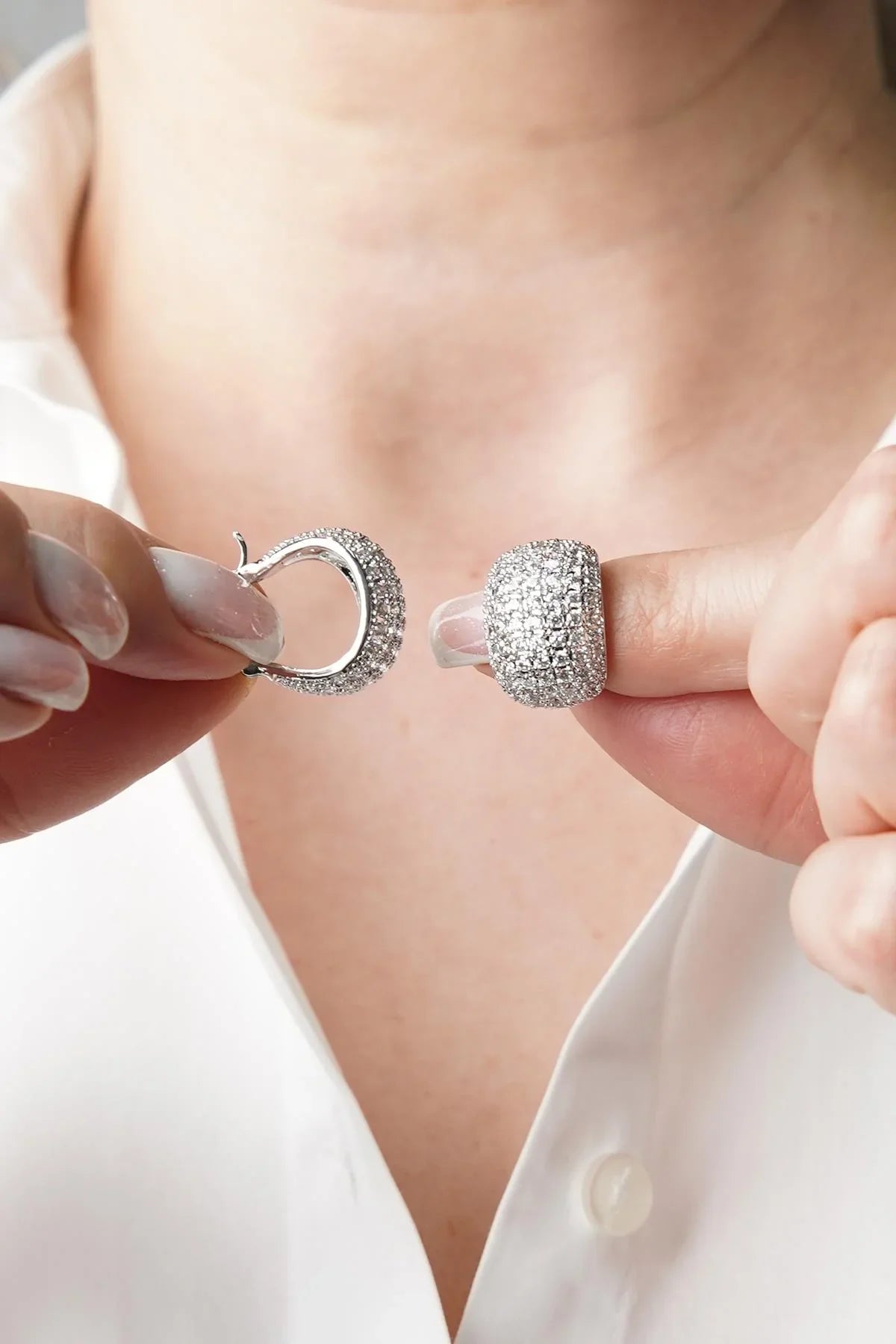 FRNCH Zirkon Taşlı Gümüş Renk Tasarım Kadın Küpe FRJ50051-151-A