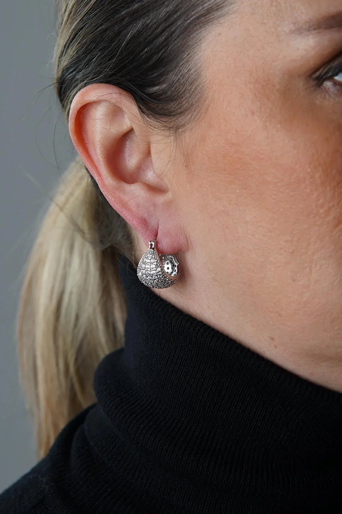 FRNCH Zirkon Taşlı Gümüş Renk Tasarım Kadın Küpe FRJ50051-151-A