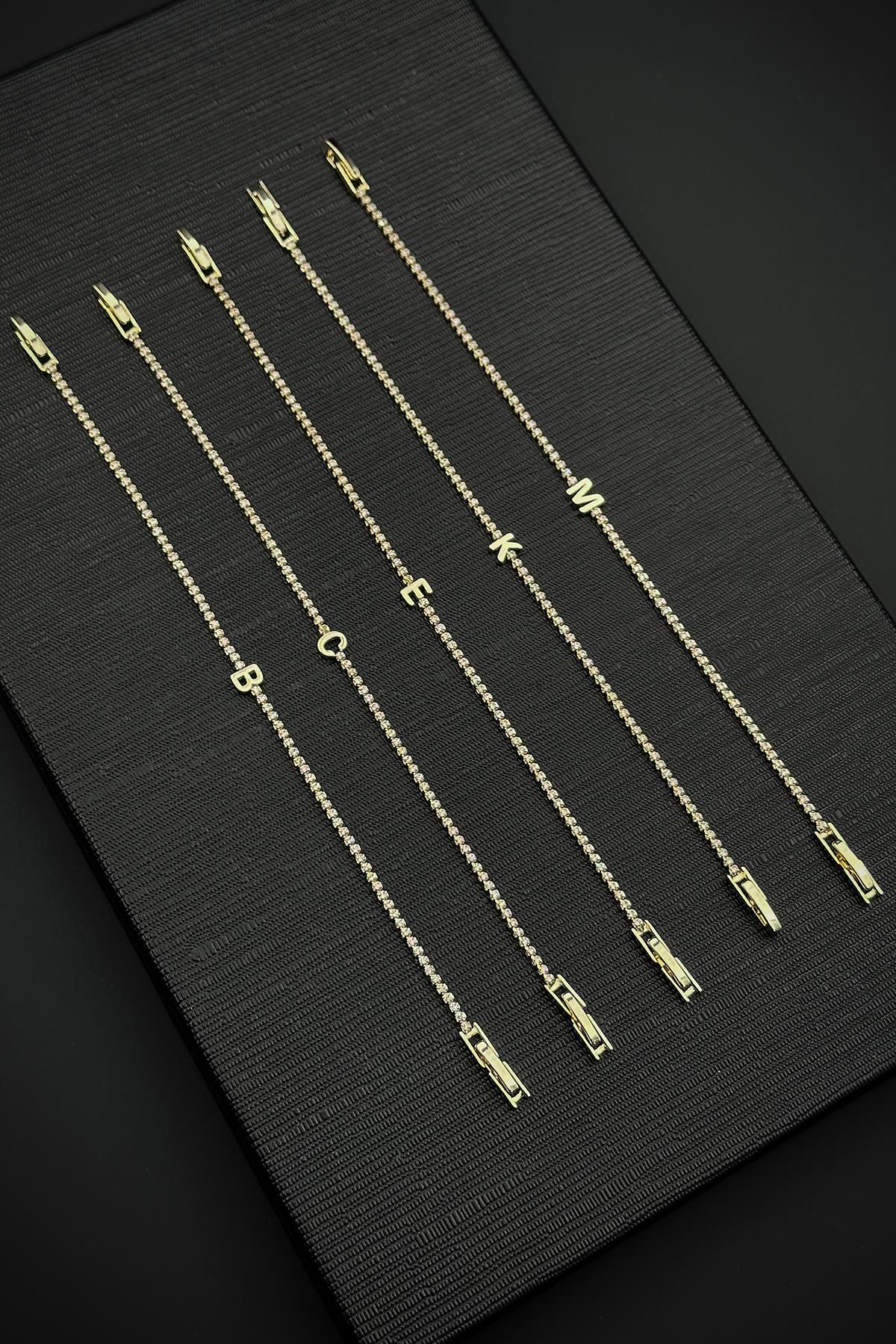 FRNCH Zirkon Taşlı Harfli Altın Renk Kadın Bileklik FRJ12534-3534-G