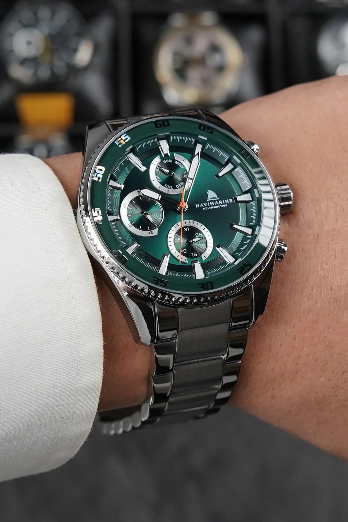 NAVIMARINE Gümüş Çelik Kordon Yeşil Kadran Erkek Kol Saati NV10012-YA