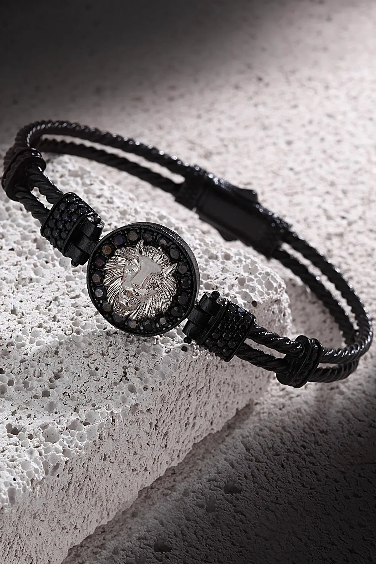 FRNCH Aslan Detaylı Zirkon Taşlı Çift Renk Handmade Erkek Bileklik FRJ11168-1268-B2B