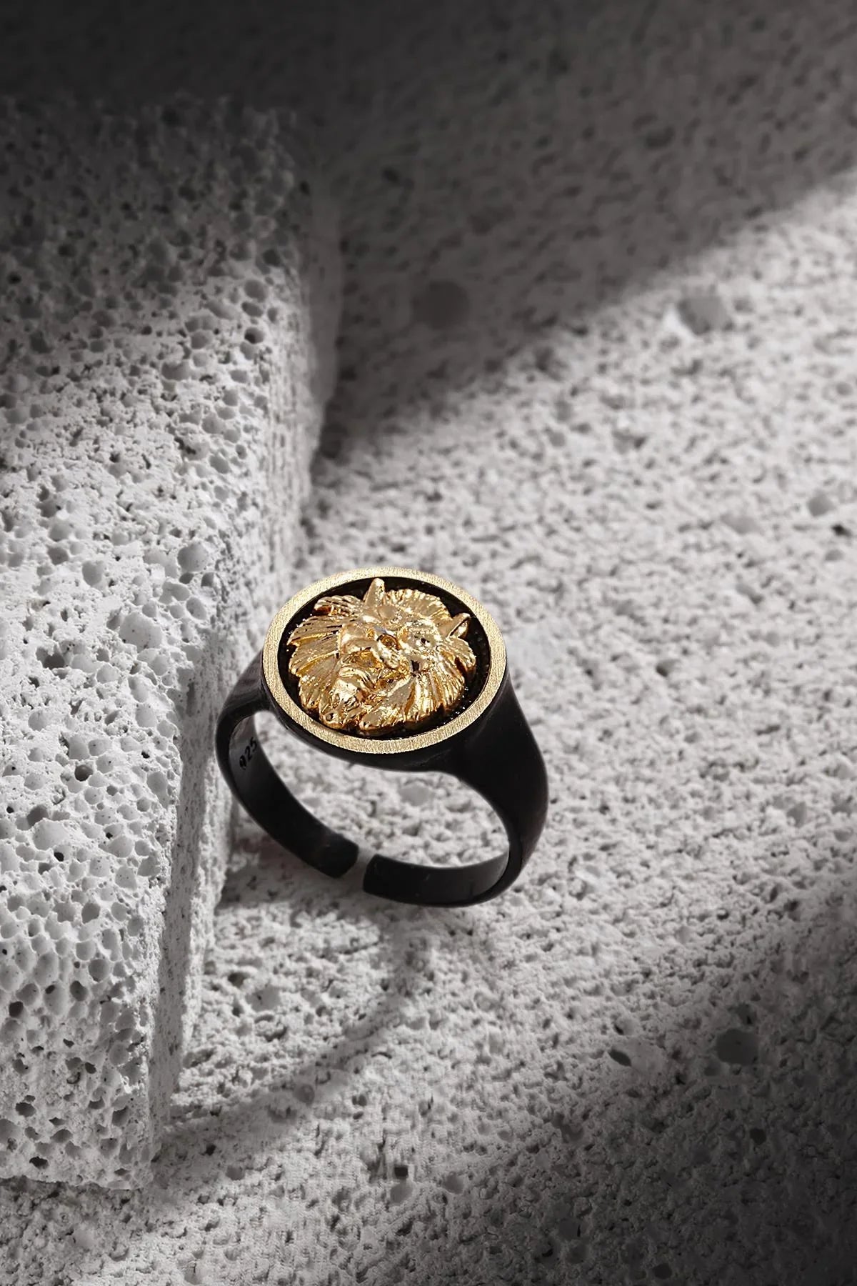 FRNCH Aslan Figürlü Yuvarlak Gold Ayarlanabilir Yüzük FRJ60022-122-B
