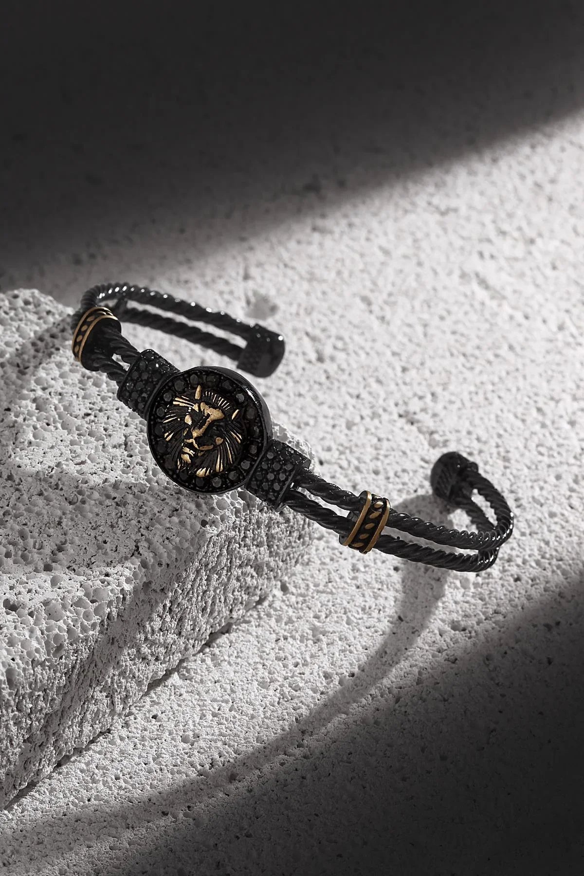 FRNCH Aslan Figürlü Zirkon Taşlı Eskitme Renkli Handmade Kelepçe Erkek Bileklik FRJ11173-1273-B3