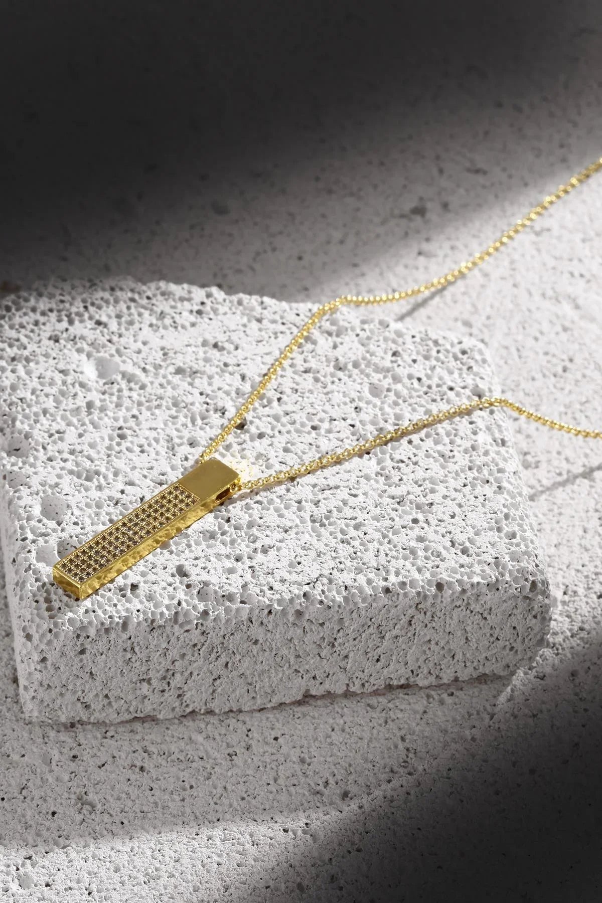 FRNCH Dikdörtgen Model Zirkon Taşlı Gold Renk Kadın Kolye FRJ30437-537-G