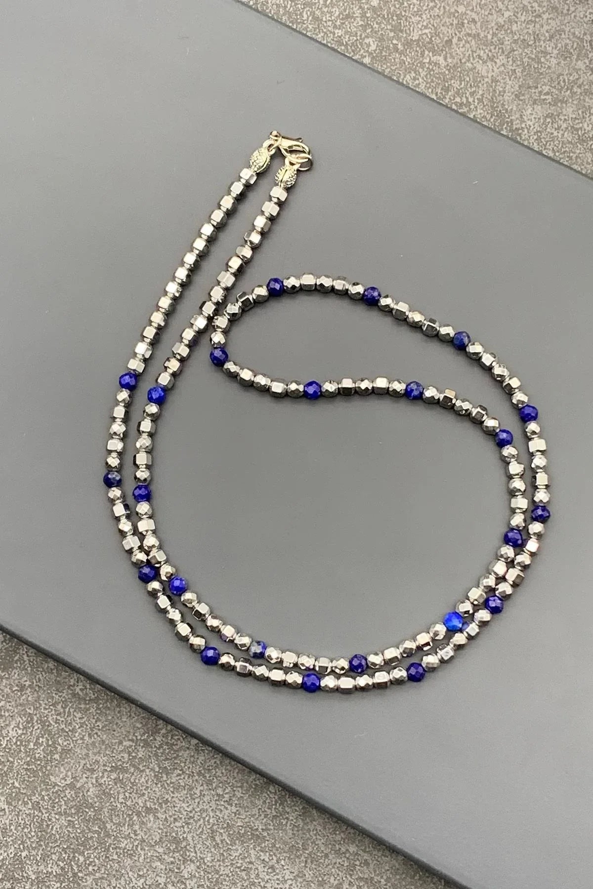 FRNCH Fasetli Lapis Lazuli Doğal Taşlı Lacivert Renkli Erkek Kolye FRJ30452-552-L2