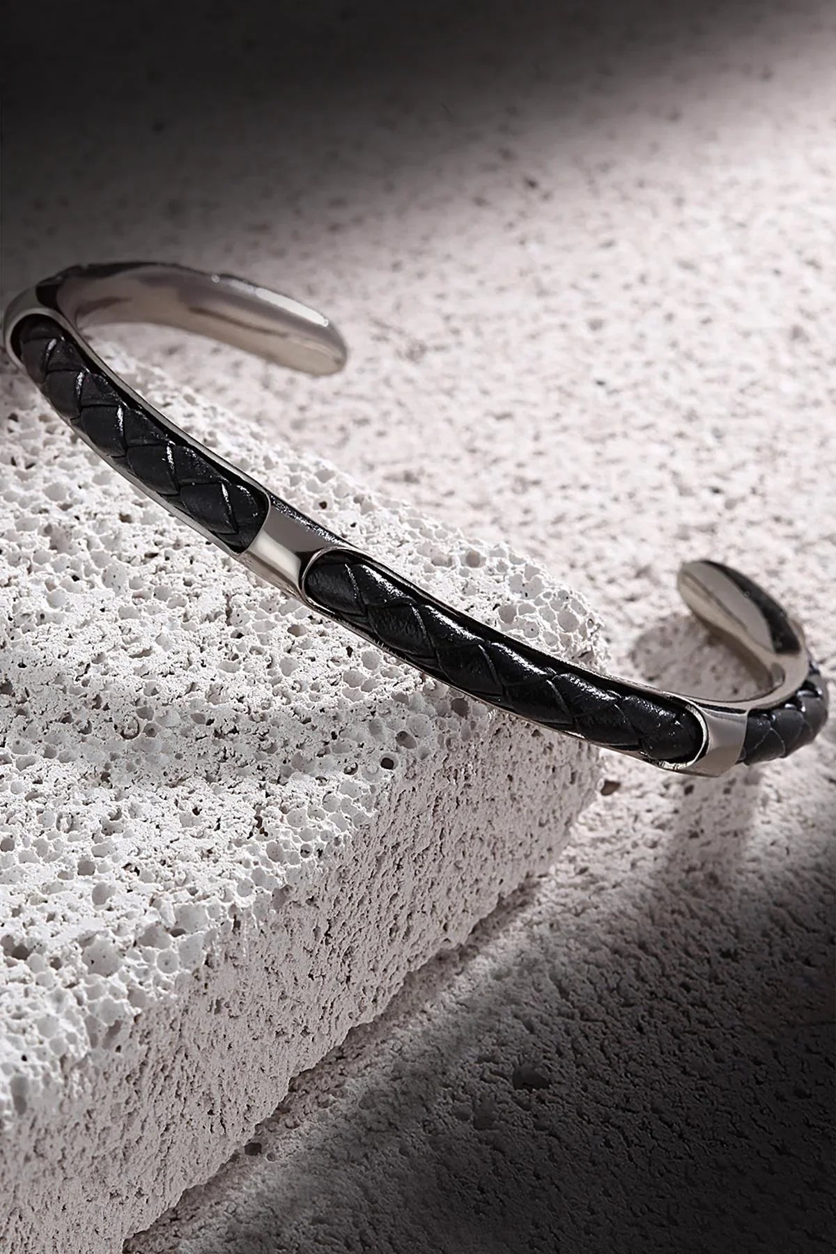 FRNCH Gerçek Erkek Deri Detaylı Handmade Erkek Kelepçe Bileklik FRJ11164-1264-BB
