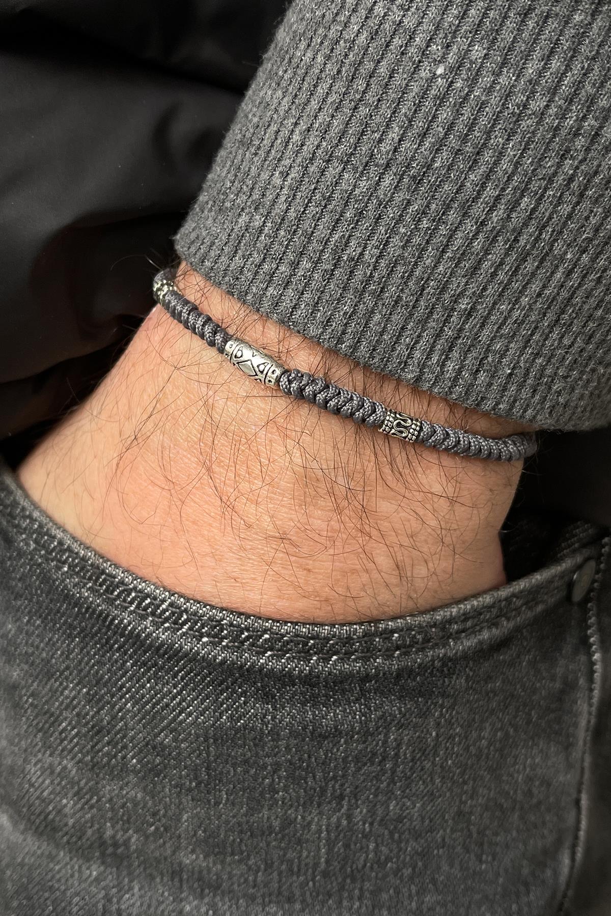 FRNCH Gümüş Parçalı Gri Renkli Ayarlanabilir Yılan Örme Makrome Erkek Bileklik FRJ11395-1495-G