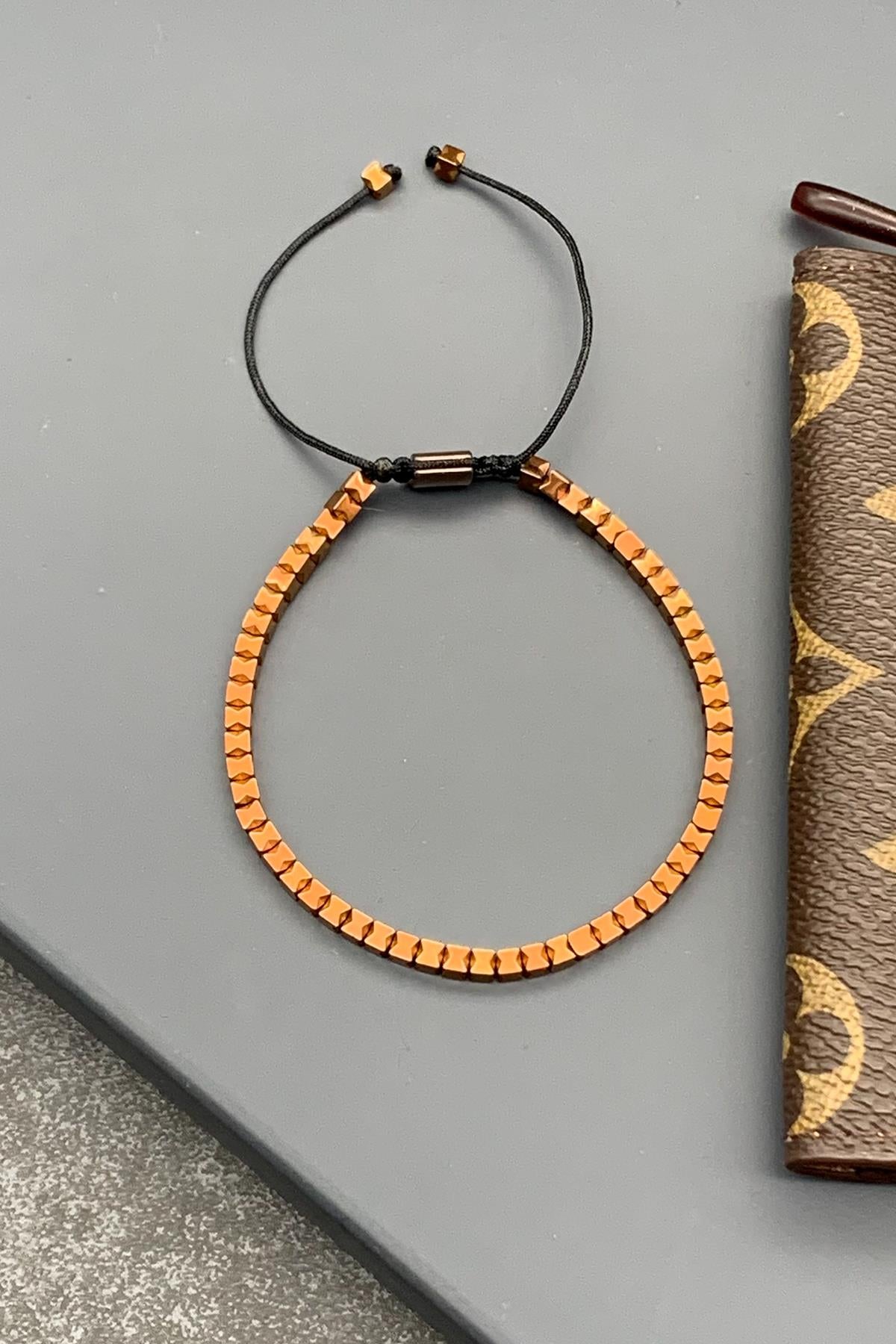 NOON Hematit Doğal Taşlı Rose Renkli Ayarlanabilir Makrome Erkek Bileklik NN1520