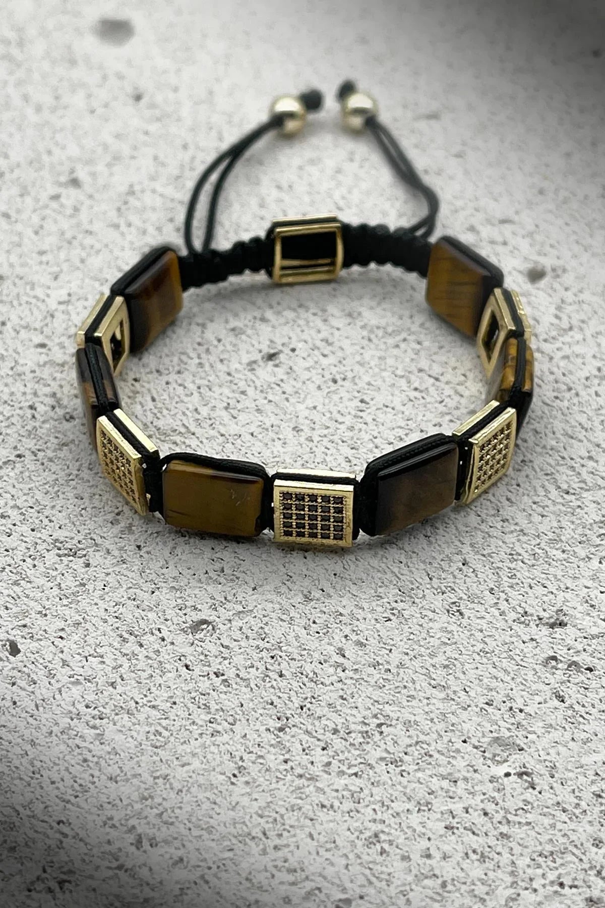 FRNCH Kaplan Gözü Taşlı Gold Renkli Makrome Ayarlanabilir Makrome Erkek Bileklik FRJ11392-1492-G