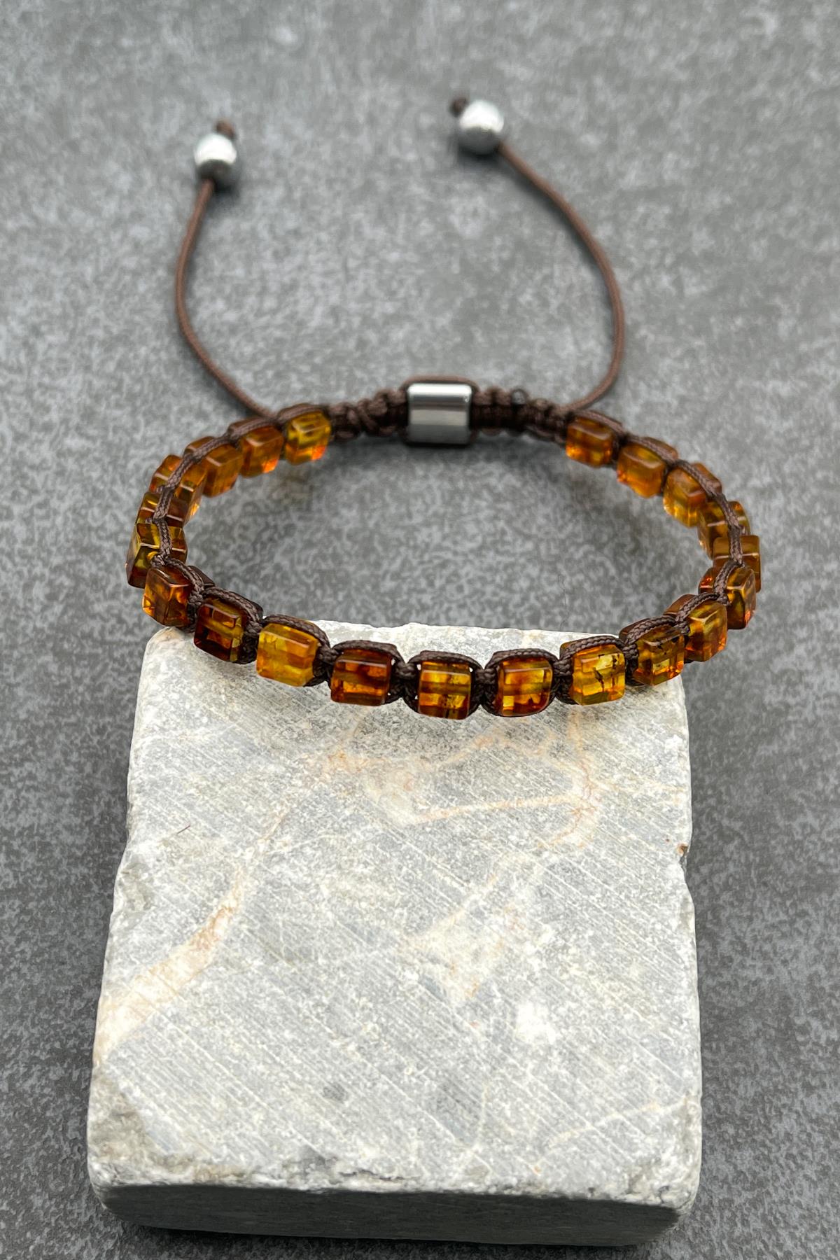 FRNCH Küp Kesim Kehribar Taşlı Kahverengi Renkli Ayarlanabilir Makrome Erkek Bileklik FRJ11471-1571-K