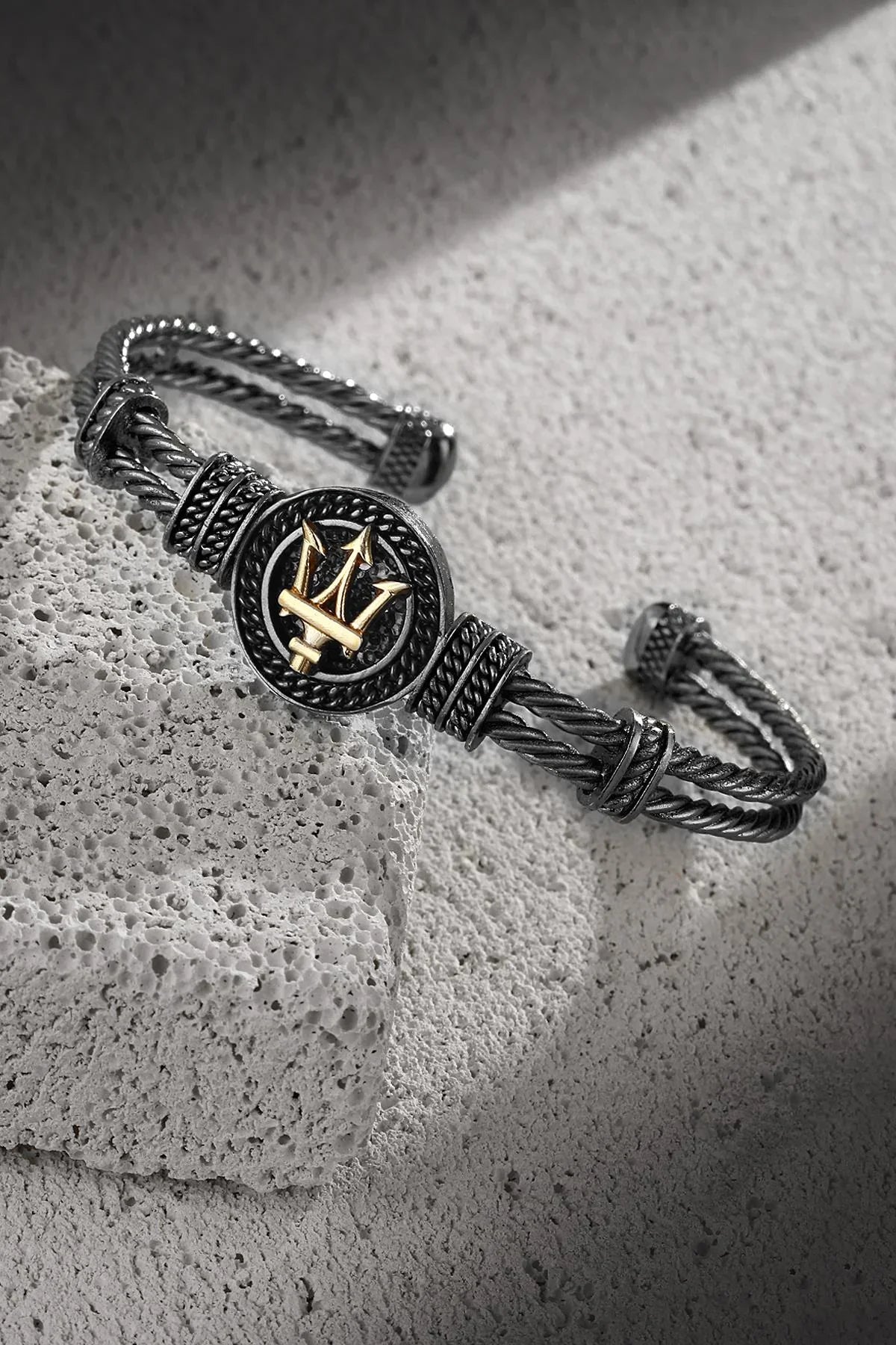 FRNCH Mızrak Ucu Figürlü Füme-Gold Renkli Erkek Bileklik FRJ11271-1371-BG