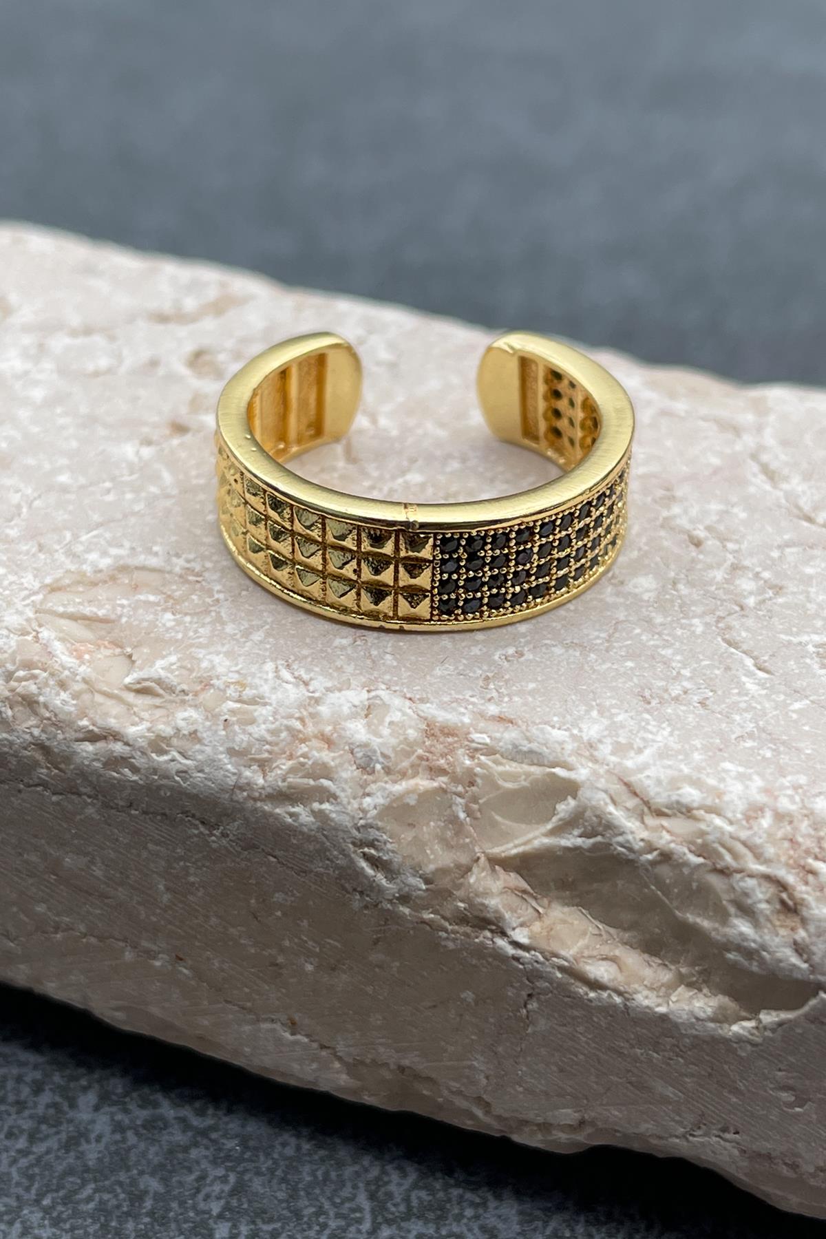FRNCH Piramit Model Zirkon Taşlı Gold Renkli Erkek Yüzük FRJ60034-134-G