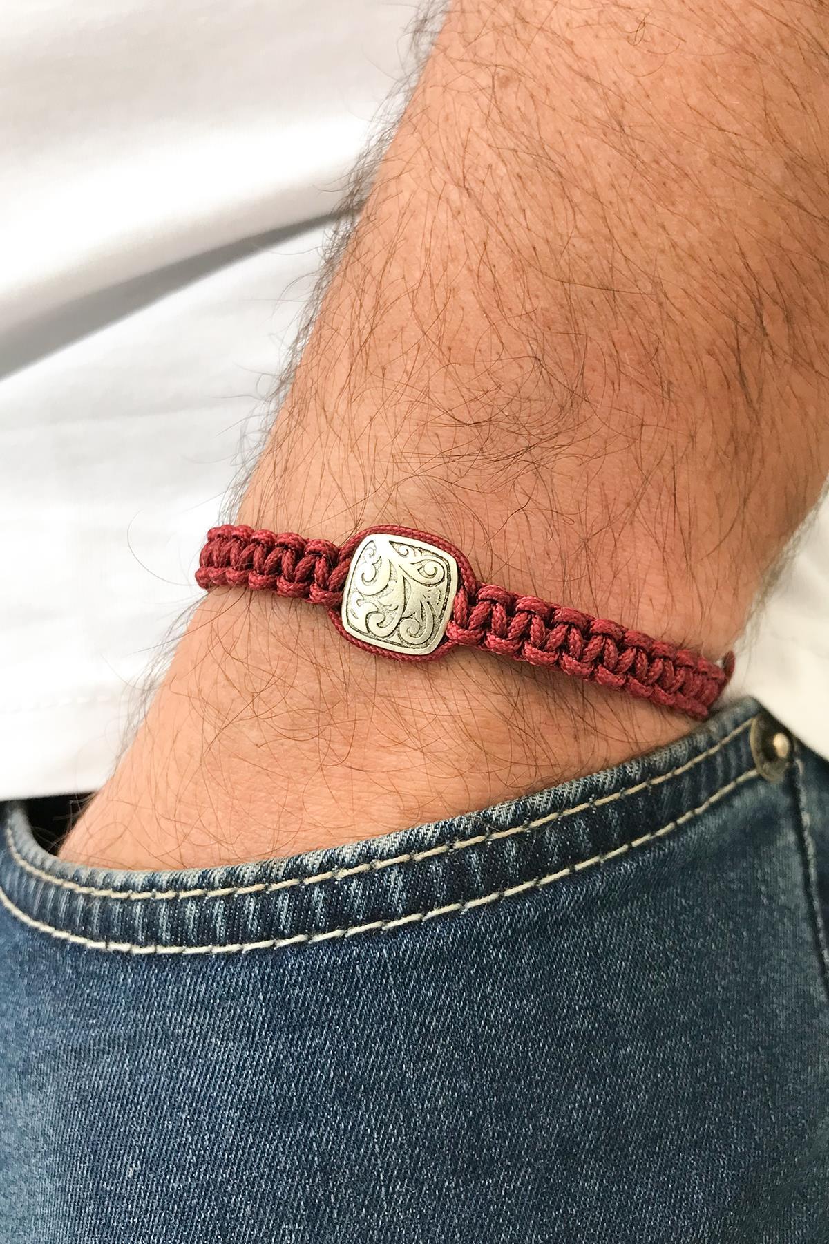 FRNCH Şal Desen Model Bordo Renk İpli El Yapımı Ayarlanabilir Erkek Bileklik FRJ11244-1344-B