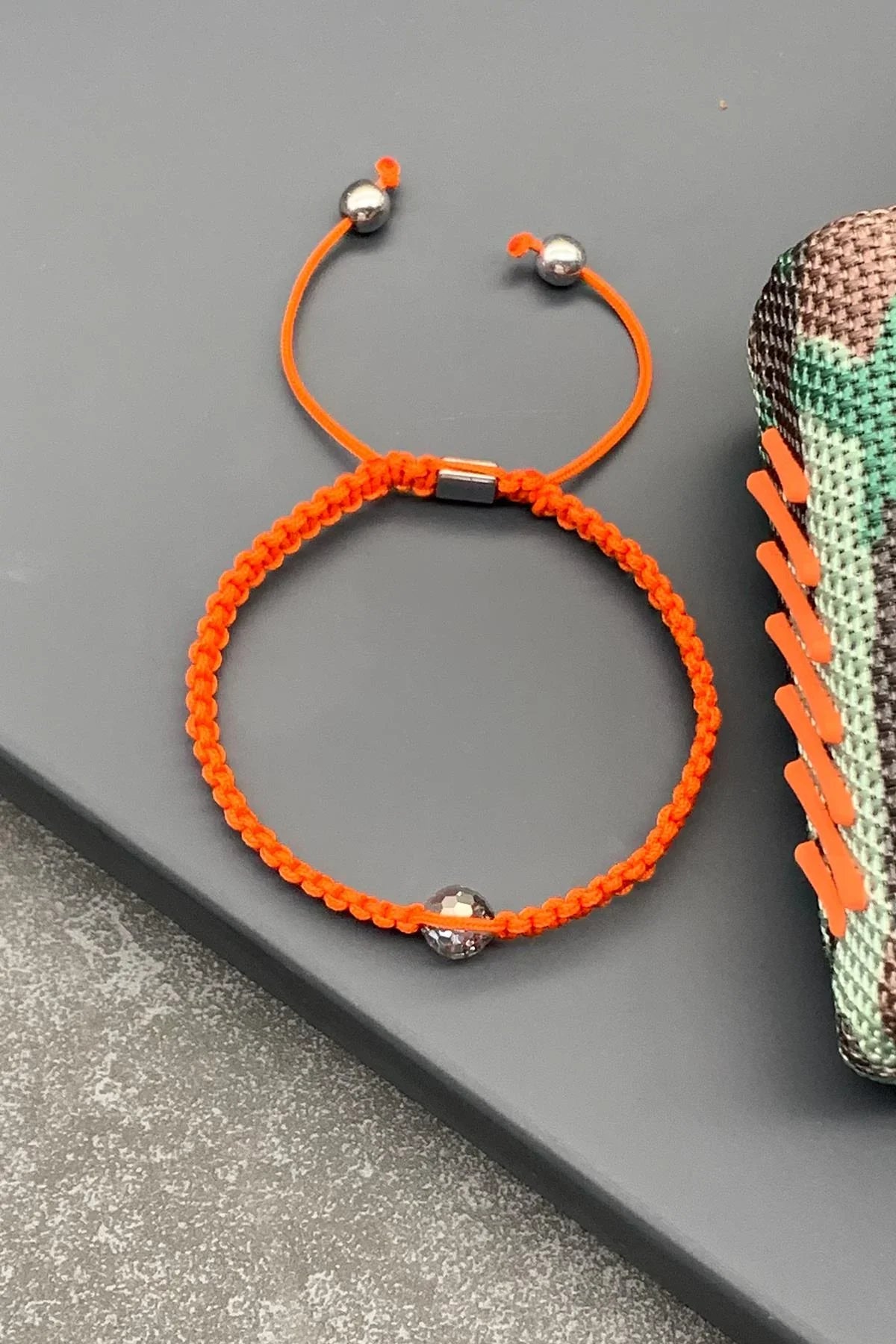 FRNCH Swarovski Taşlı Turuncu Renkli Ayarlanabilir Makrome Erkek Bileklik FRJ11532-1632-T
