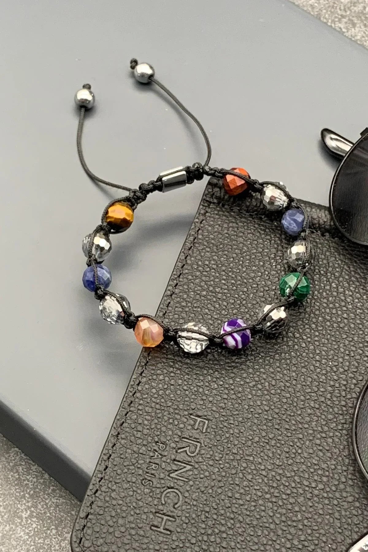 FRNCH Swarovski ve Mix Fasetli Doğal Taşlı Çok Renkli Ayarlanabilir Makrome Erkek Bileklik FRJ11518-1618-CK